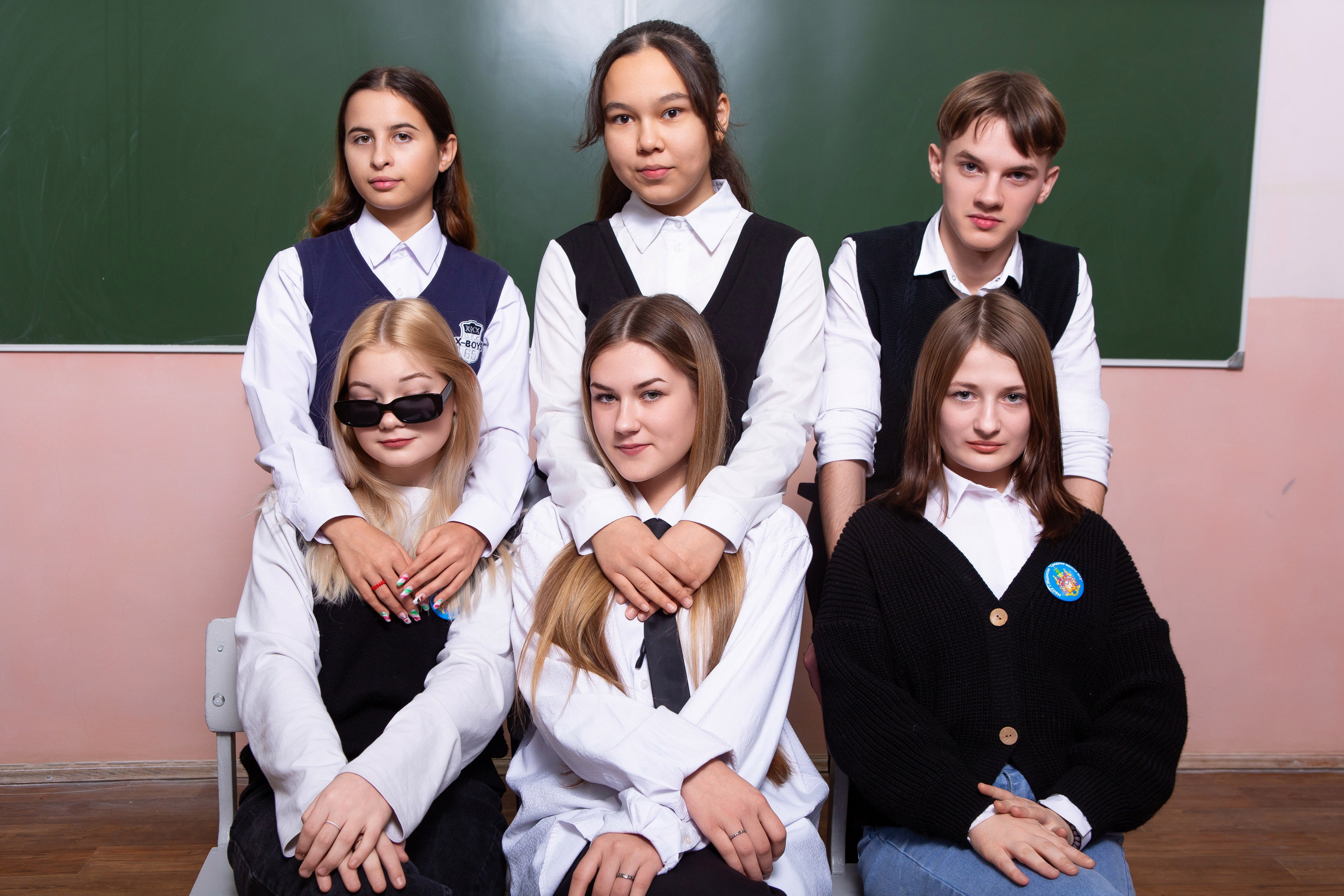 ШКОЛЬНАЯ ФОТОСЕССИЯ ДЛЯ 9 КЛАССА 3 ШКОЛА МЦЕНСК. ТВОЙ АЛЬБОМ / ТВОИ ПРАВИЛА