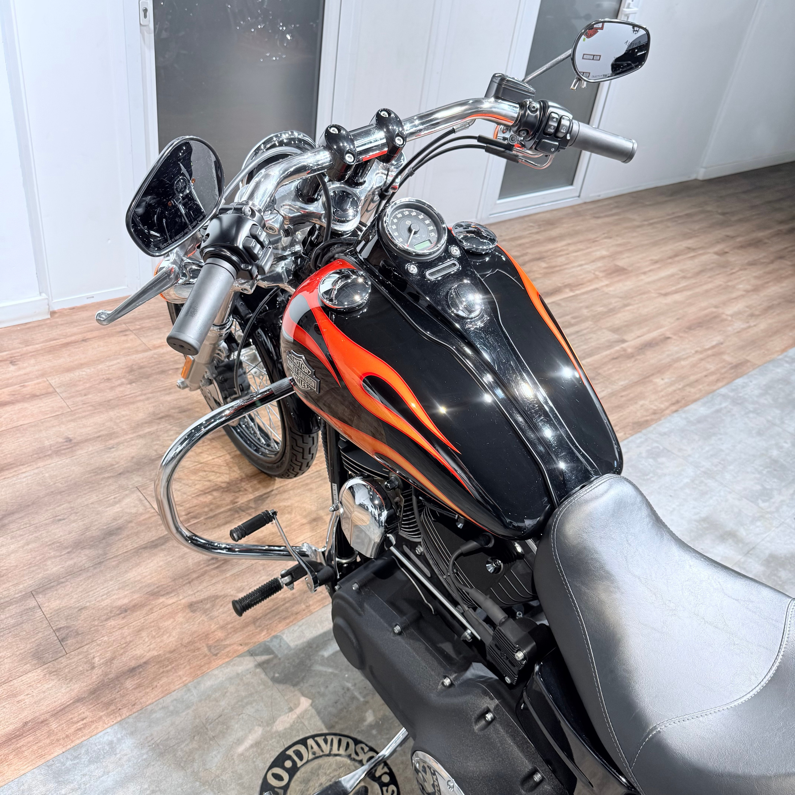 Купить Harley-Davidson 2012 DYNA Wide Glide 96 Blасk (Softail/Dyna) — подробнее на сайте. Hello Davidson, Москва. Только хорошие мотоц