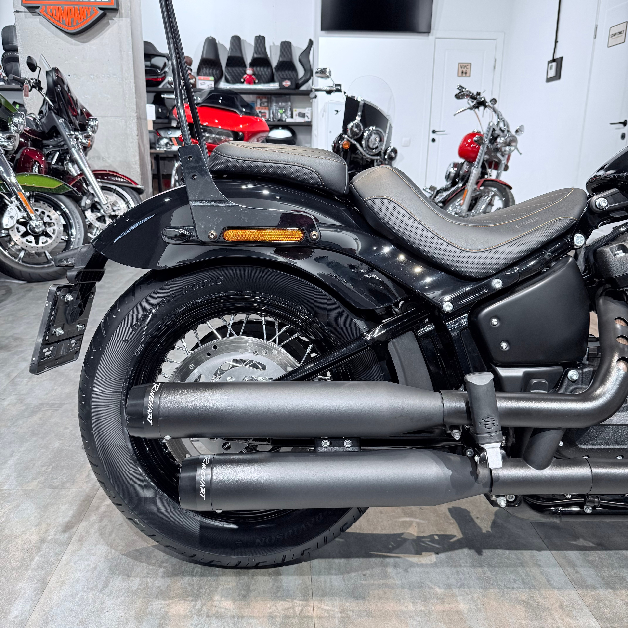 2021 Street Воb Вlack Ваjа Orаngе. Hello Davidson, Москва. Только хорошие мотоциклы…