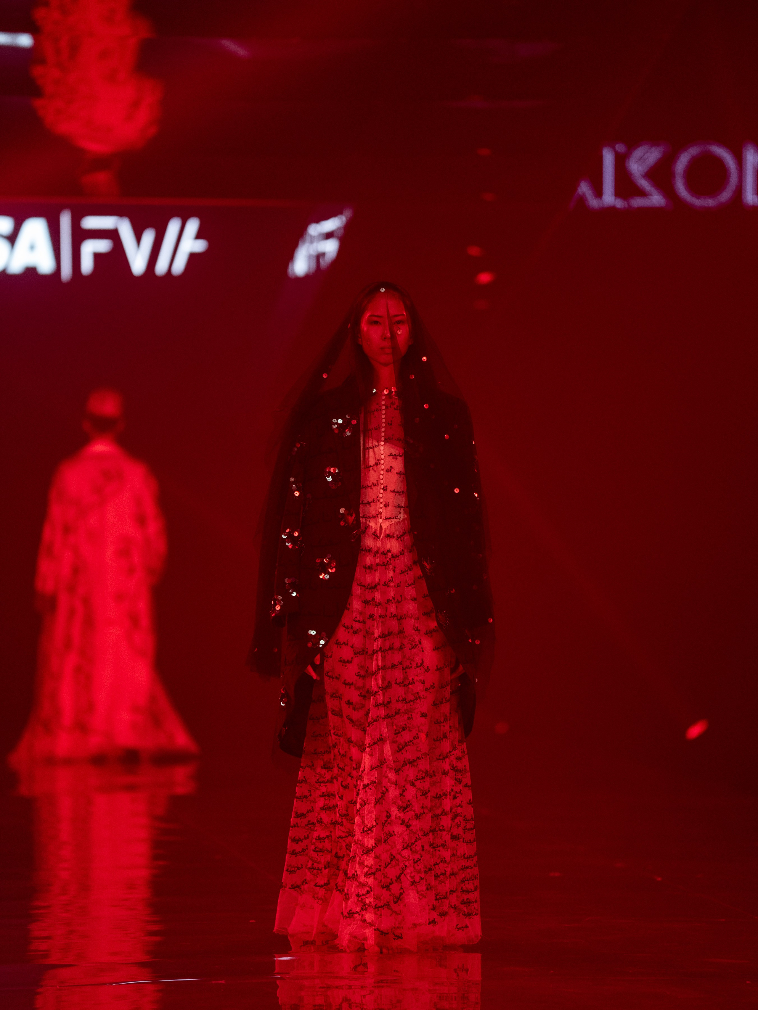 Visa Fashion week Maison Artc. Сайт Алматинского НЮ АРТ, будуар и фэшн фотографа Дениса Карпенко