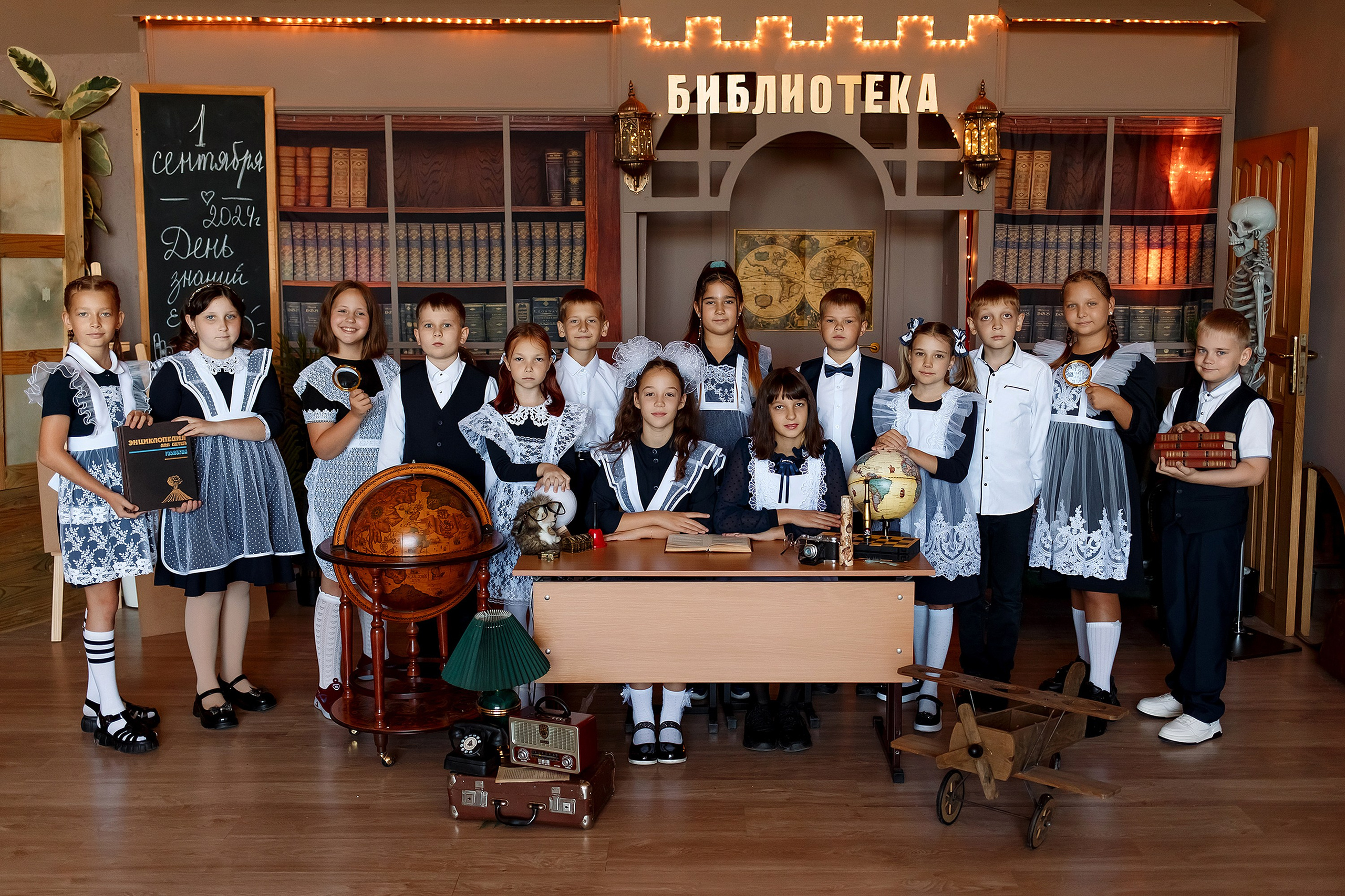 4 класс фотосессия в фотостудии. Фотограф Любовь Корниенко, Примоский край