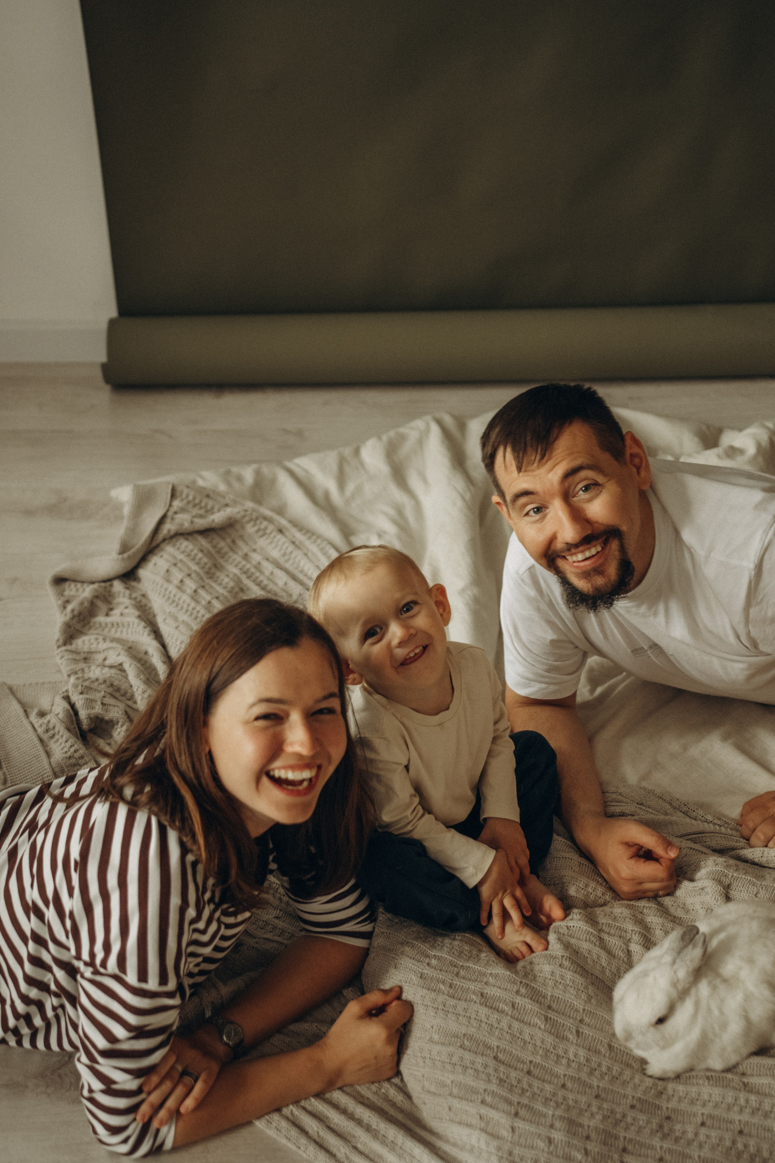 Ярослав и яблоки. Гаврилова Настя семейный фотограф lifestyle в Москве