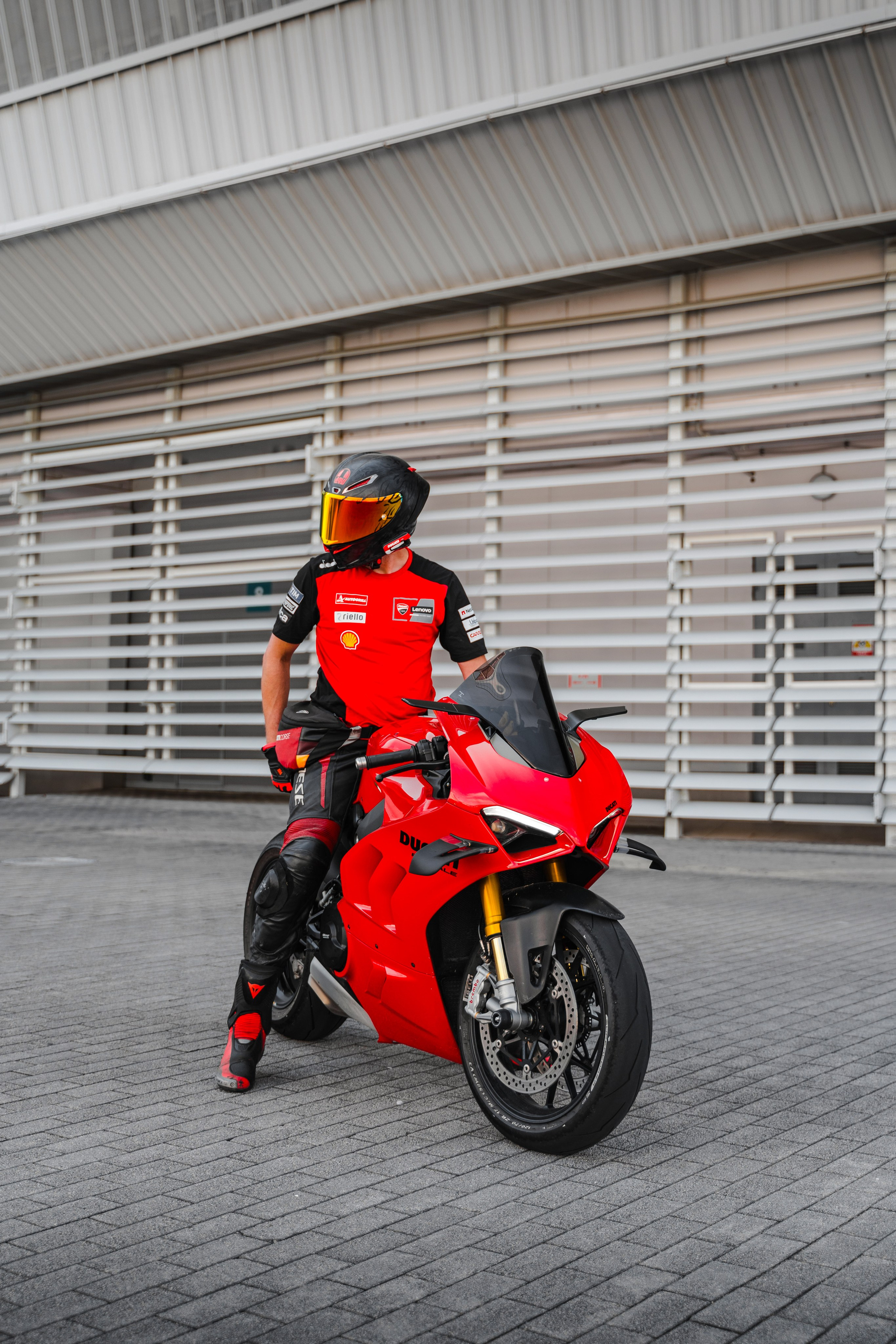 Ducati V4s. Автомобильный и просто лучший фотограф в Сочи Nikita No Name