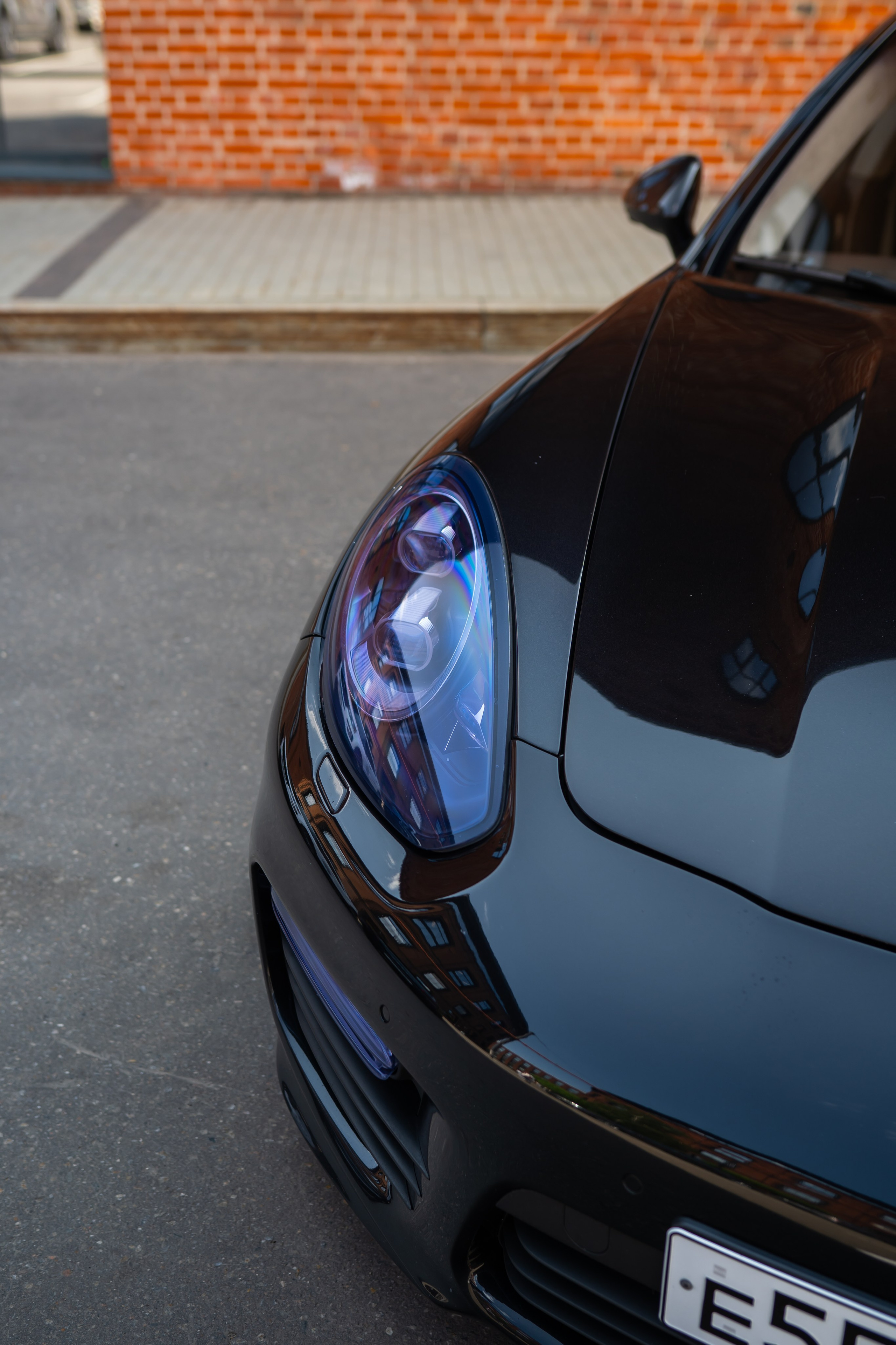 Porsche Panamera. Mirllaev