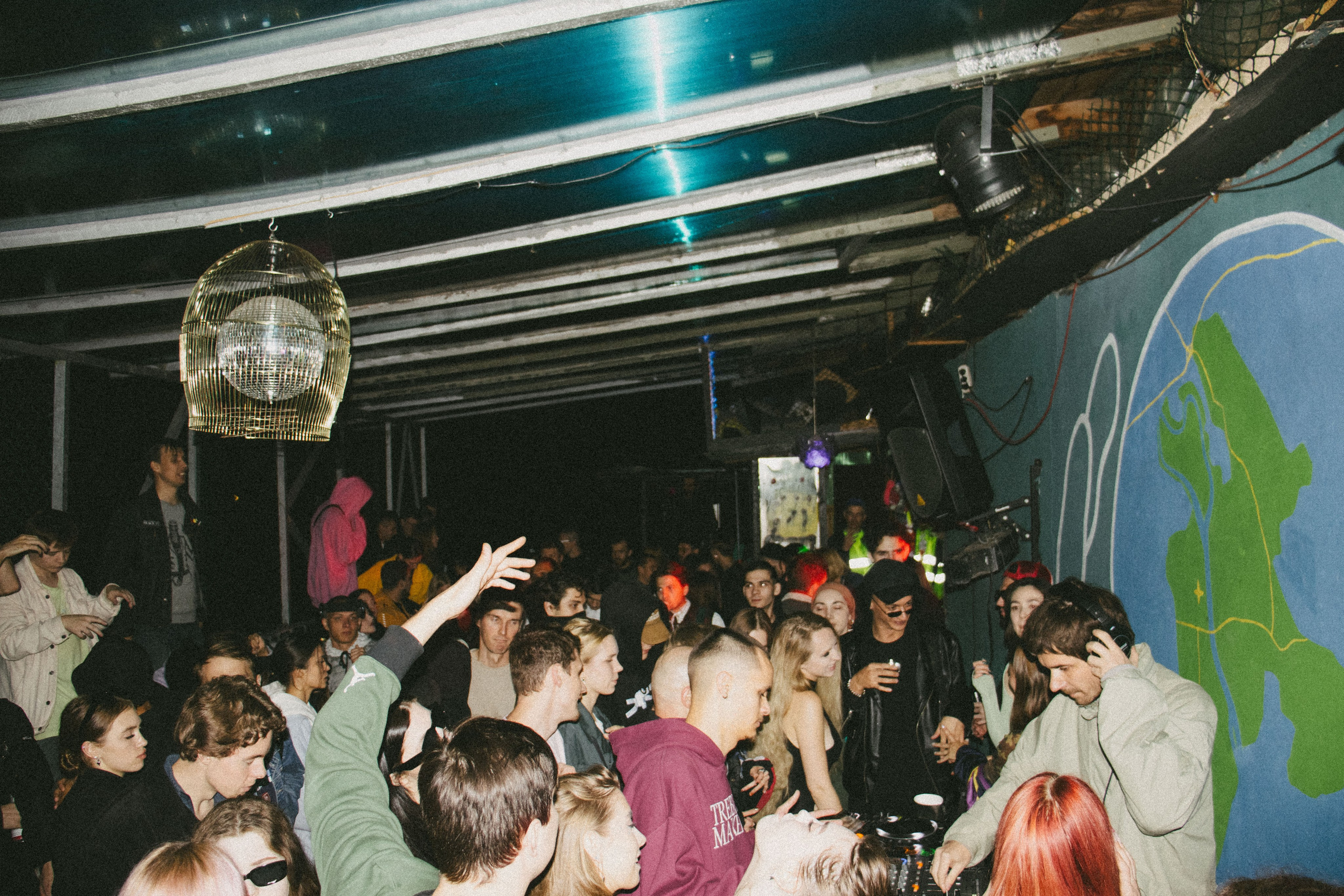 Тусовки. Фотограф Егор Огородов