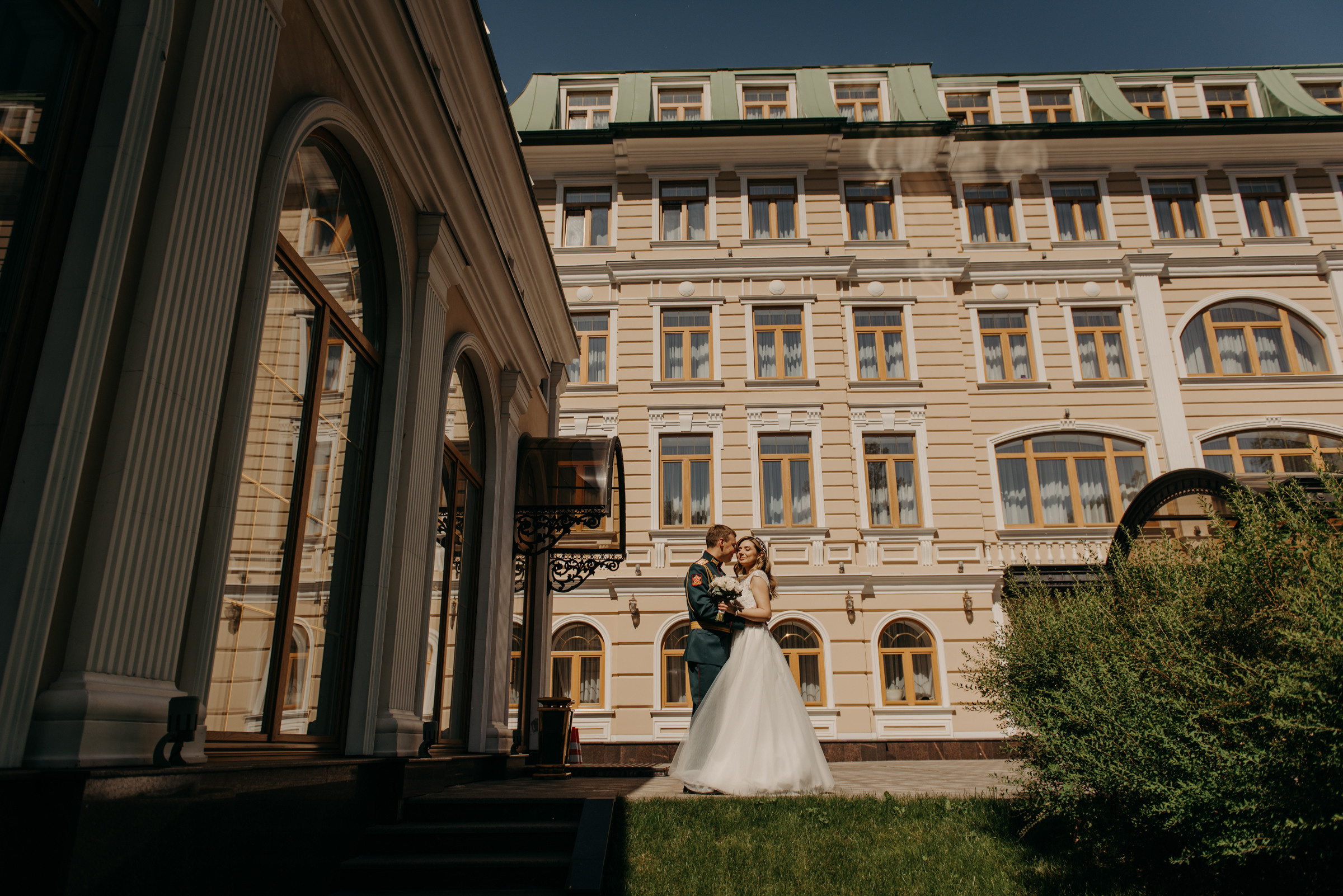 свадебная фотосессия в отеле Tsar Palace