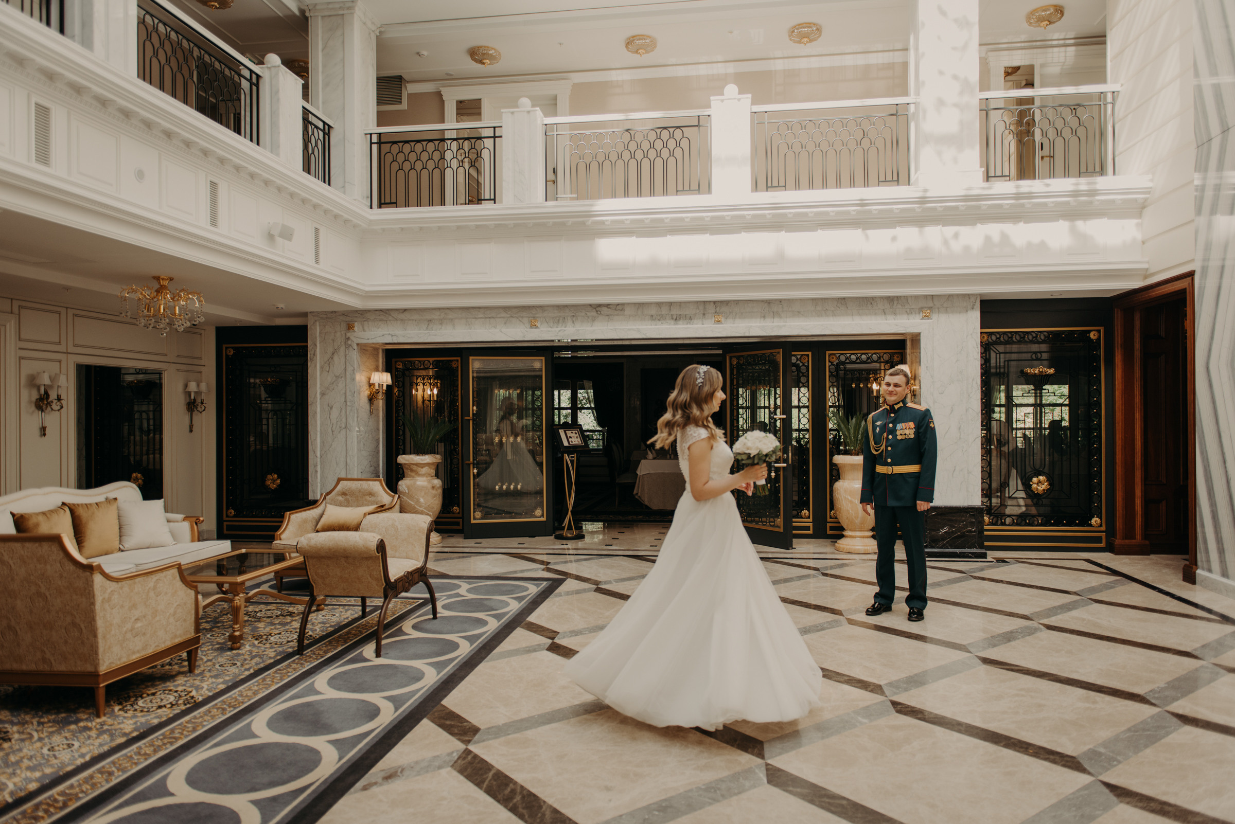 свадебная фотосессия в отеле Tsar Palace