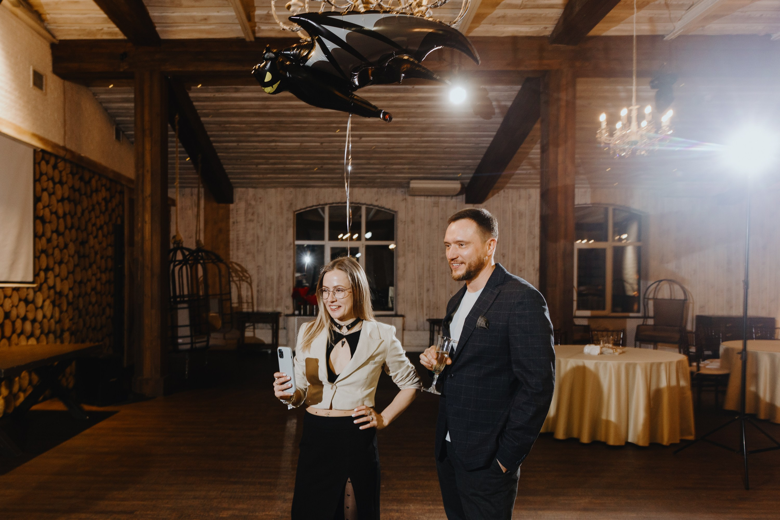 Годовщина свадьбы. Лофт «Весенний». Фотограф Илья Чернов