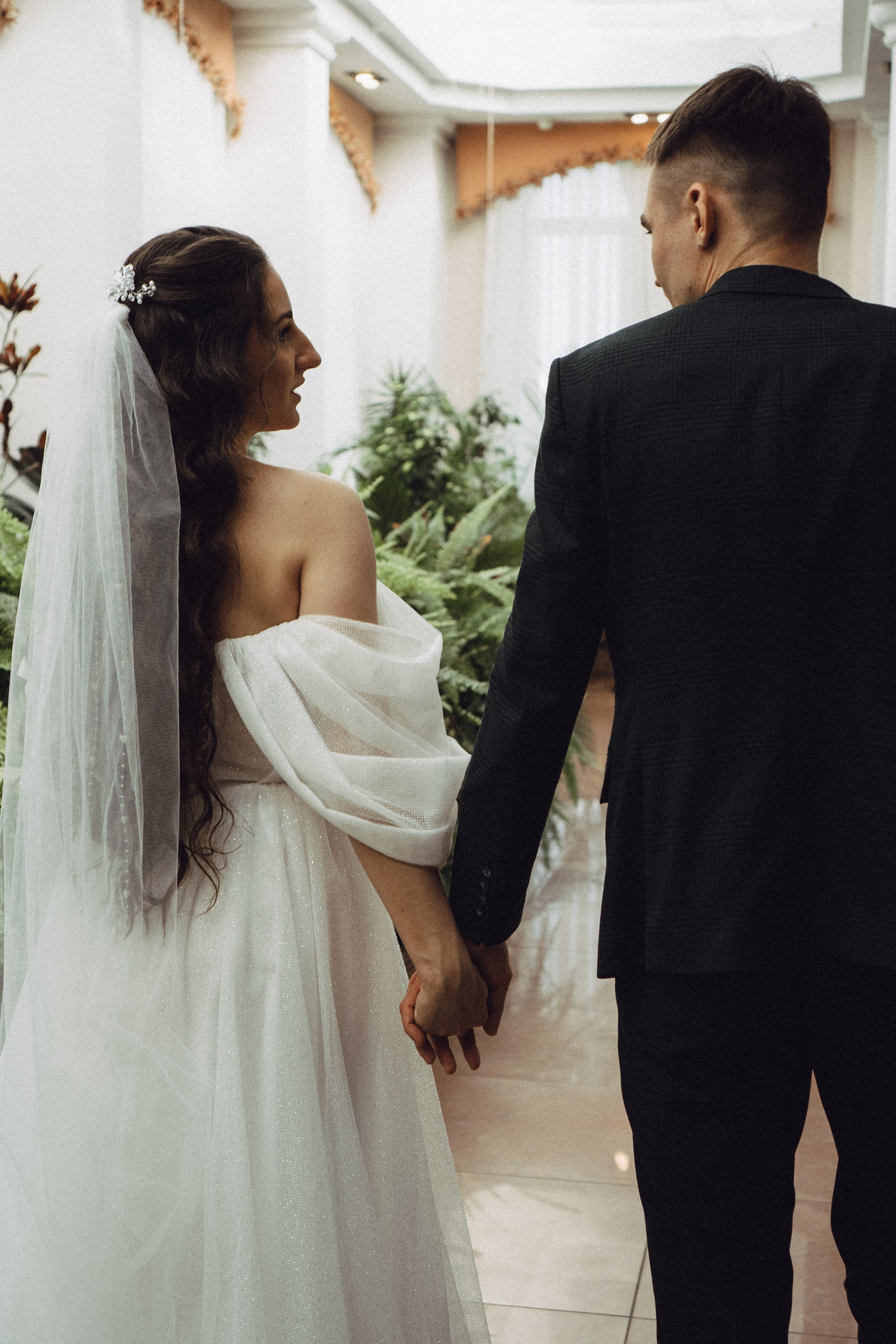 СВАДЕБНАЯ СЬЕМК В ПАРКЕ 300-ЛЕТИЯ. Профессиональный фотограф, Санкт-Петербург — Виктория Богомолова