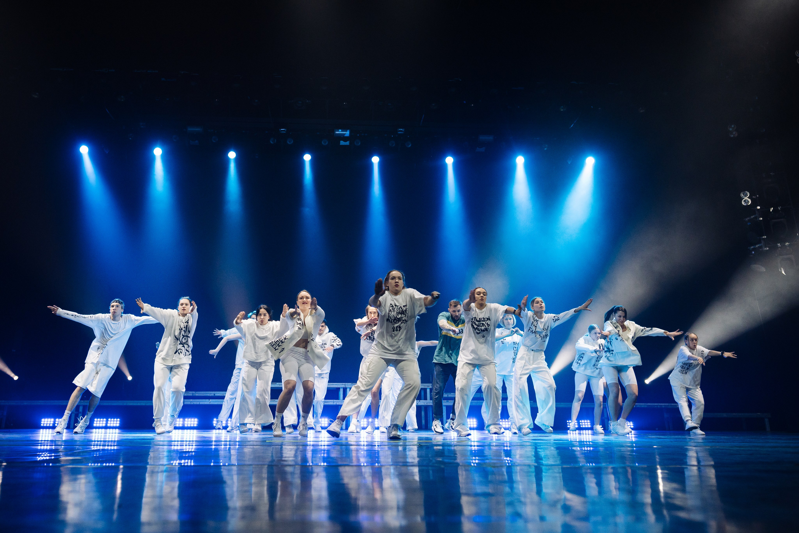 Harleen Joker's dance studio. Репортажный фотограф Красноярск Алекс Чампакхам