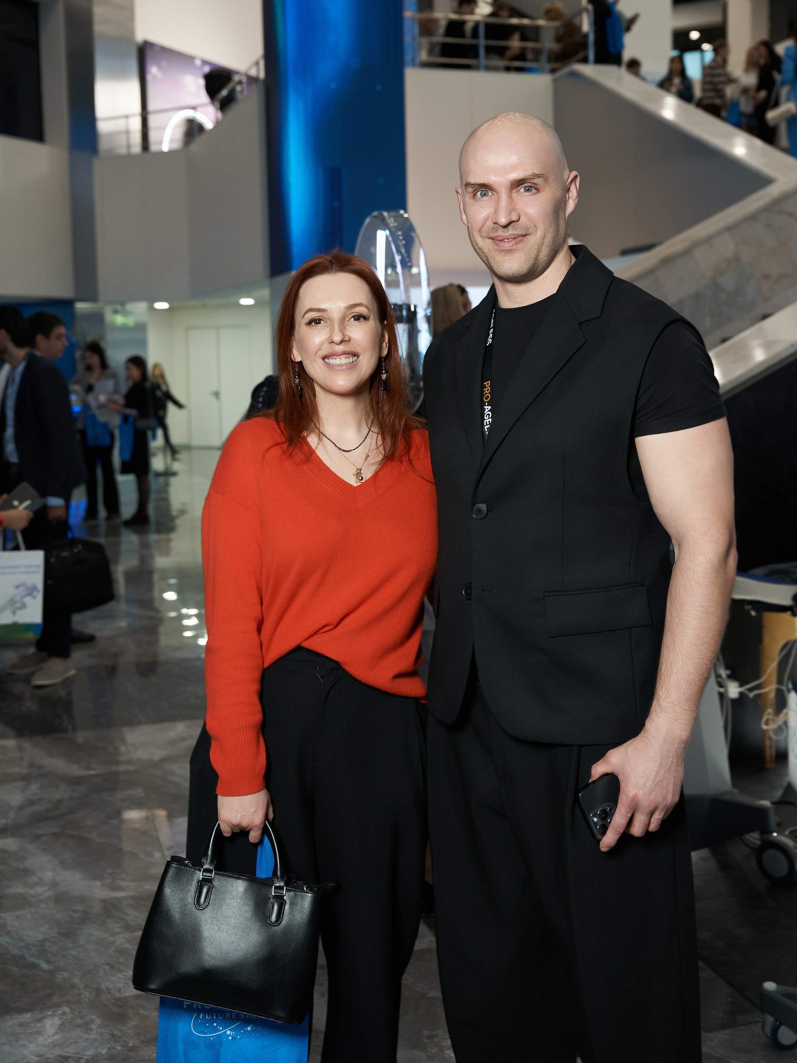 СЛУШАТЕЛИ. PRO-AGELESS