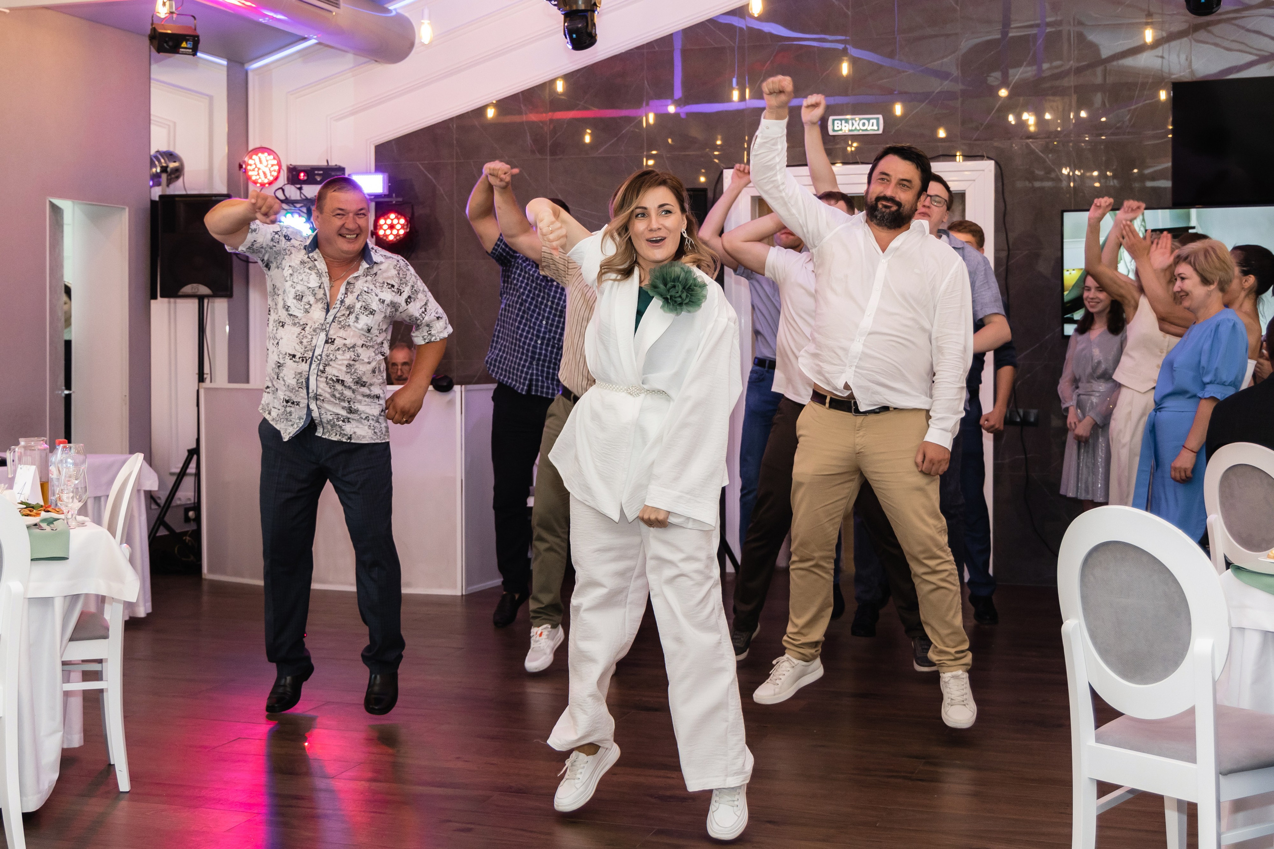 Алёна и Денис (полный день). Фотограф в Барнауле Юлия Садвокасова