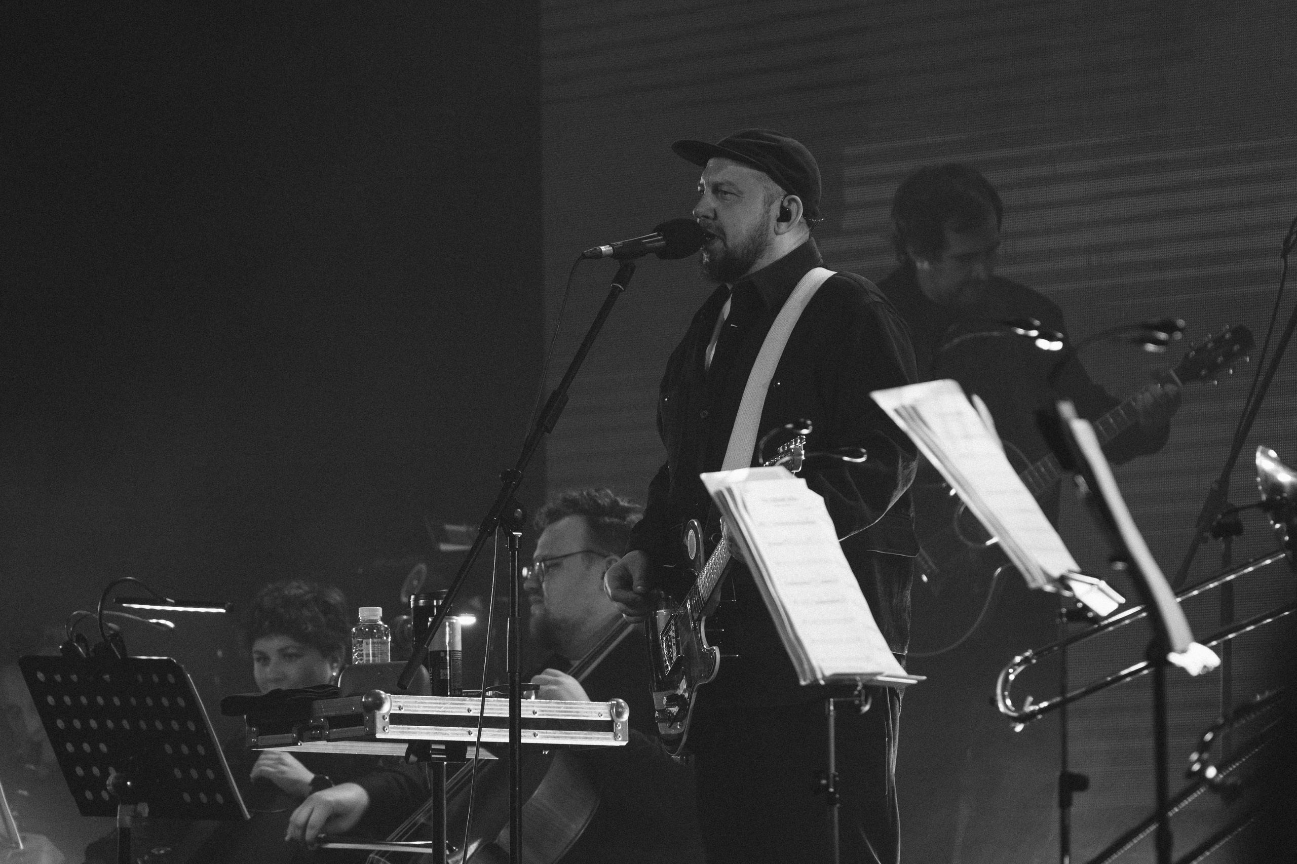 Сергей Бобунец в Красноярске 18.03.26. Фотограф Красноярск съемки лавстори, фотосессия в студии, портретная съемка, творческие фотосессии