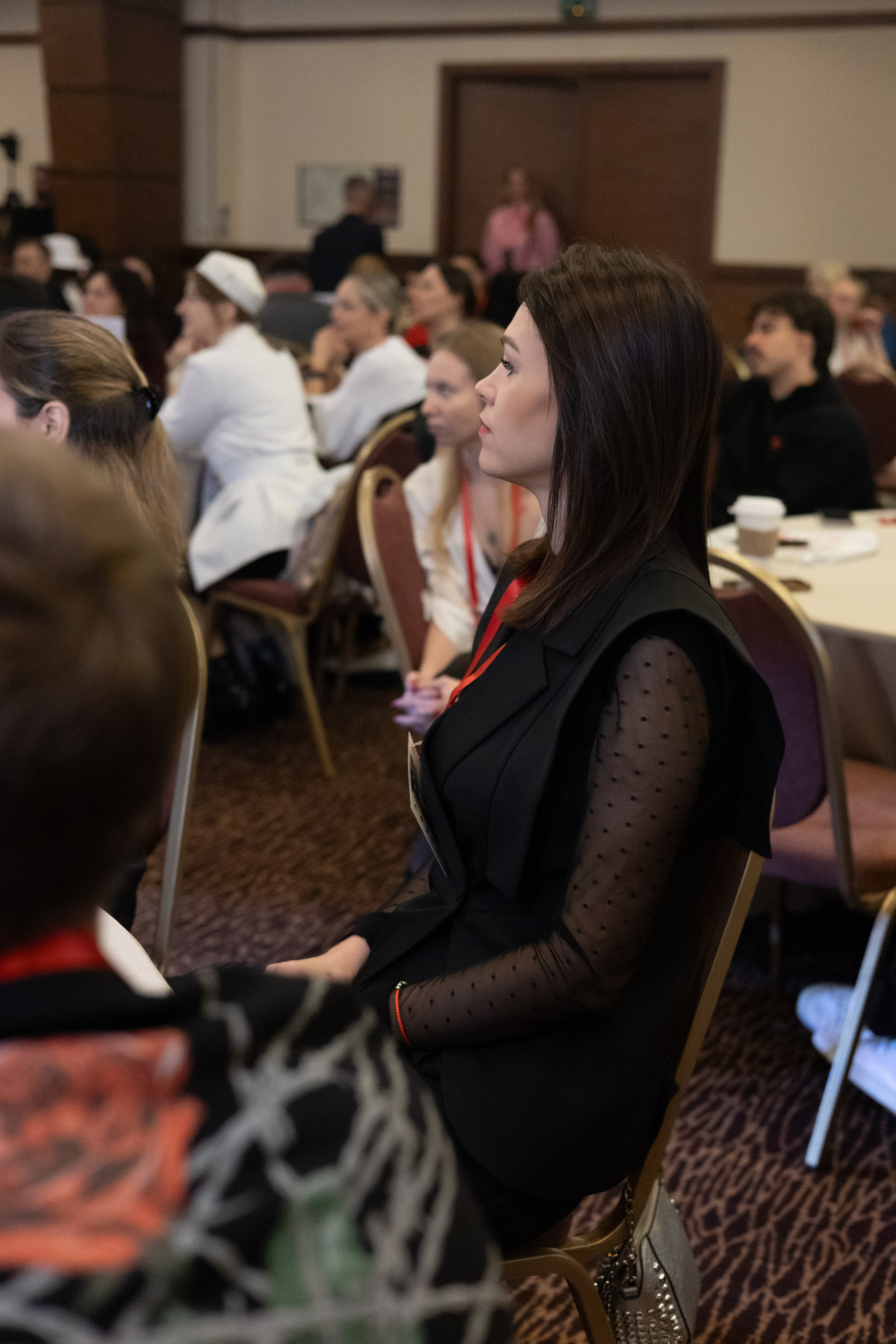 «СКАЖИ ДЕНЬГАМ ДА». Фотограф Красноярск съемки лавстори, фотосессия в студии, портретная съемка, творческие фотосессии