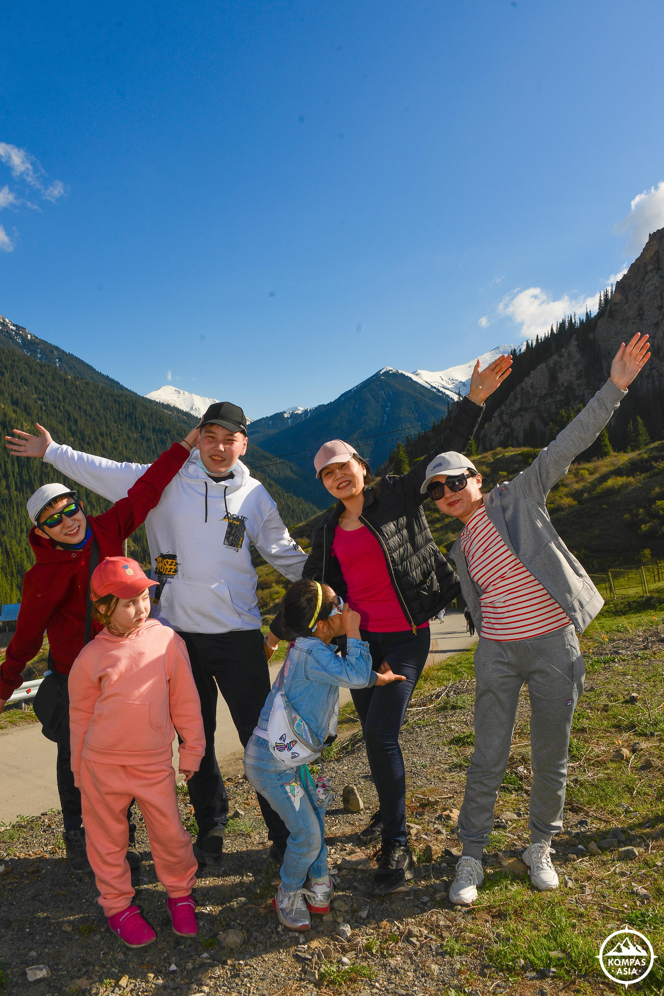 Туризм. Фотосъёмка. Фотограф Сергей Авдеев-семейный и детский фотограф в Алматы