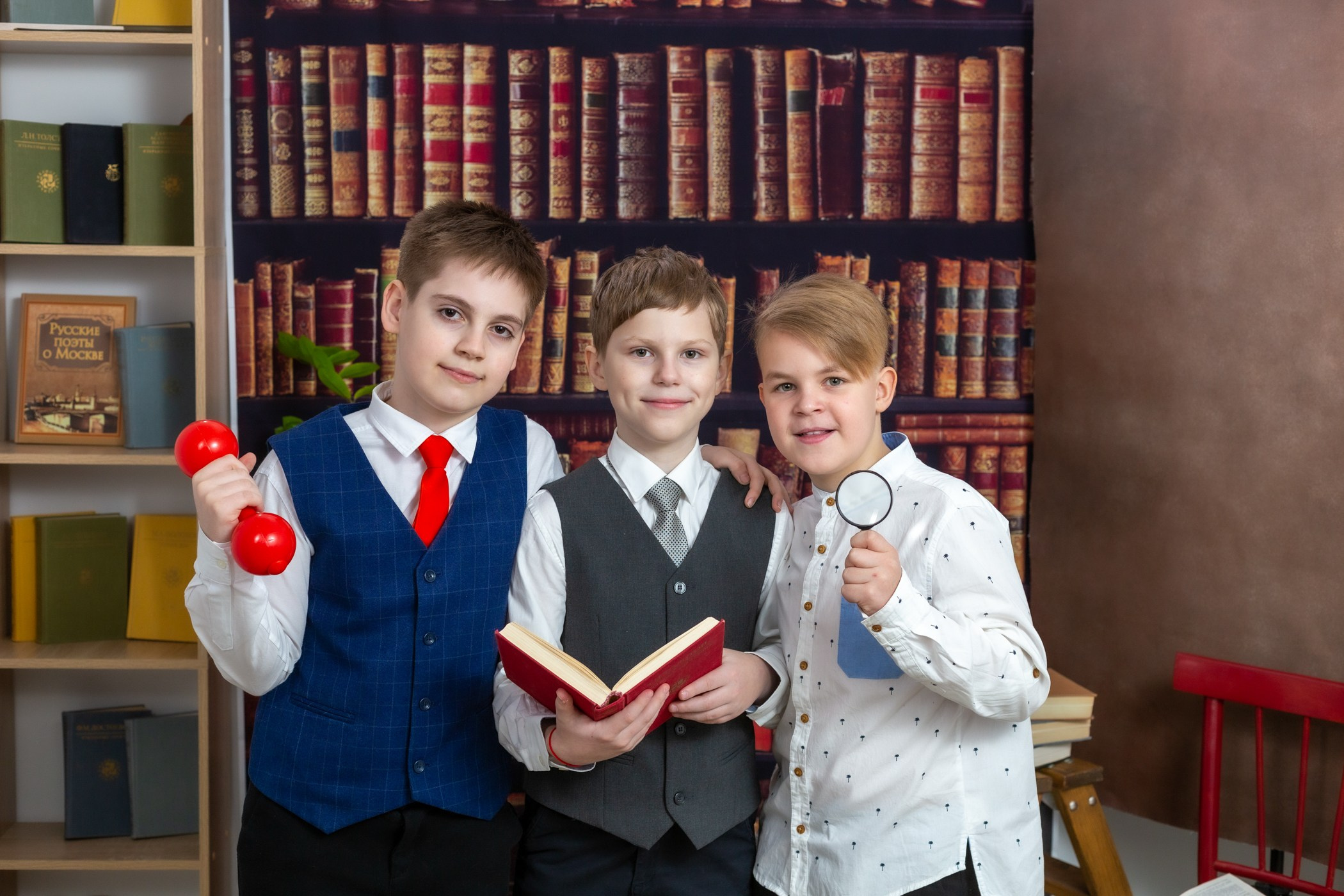 Съёмки в студии. Школьный фотограф в Зеленограде и Москве Оксана Гусева