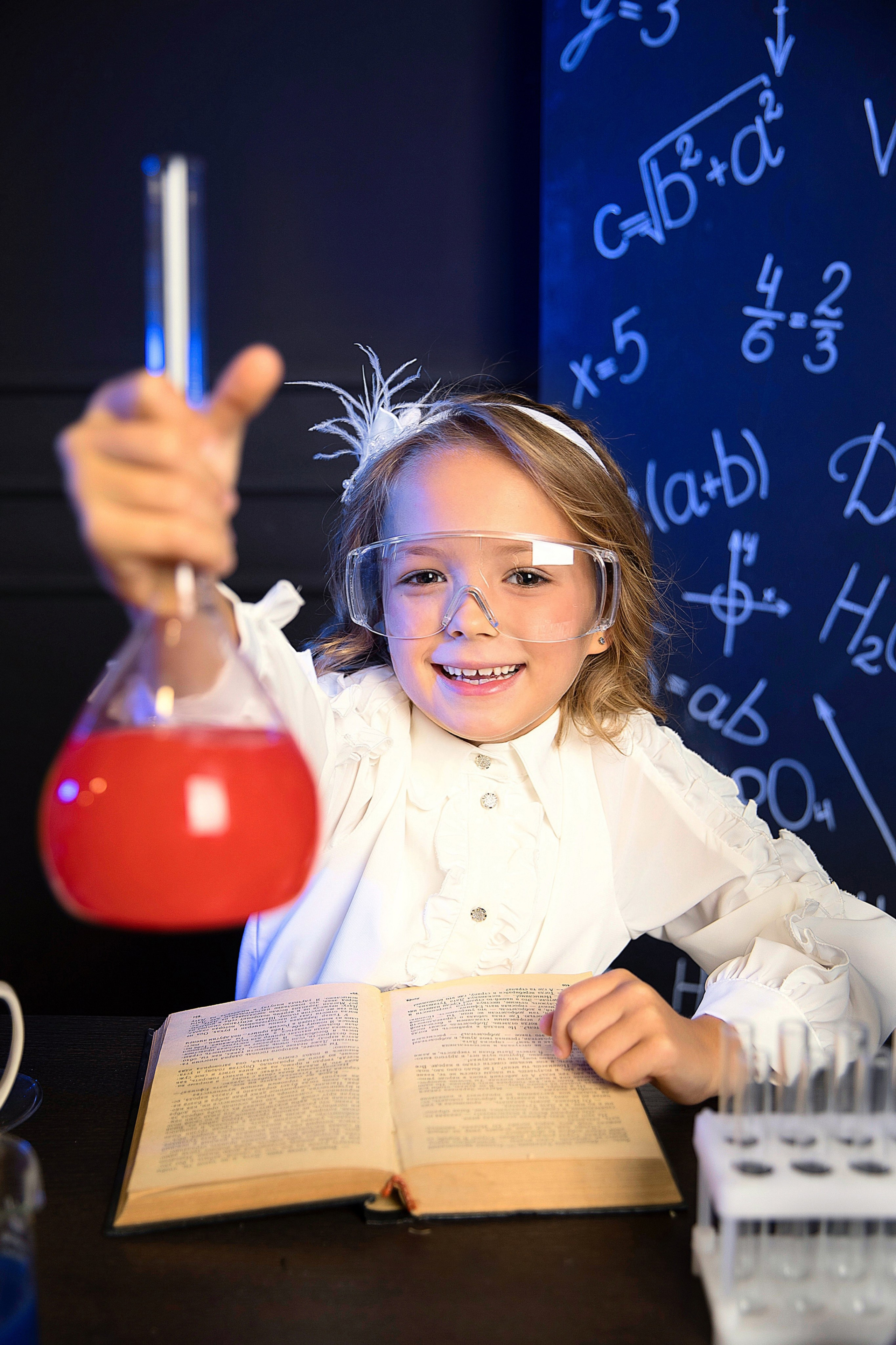 Школьница. Детский школьный фотограф в Кемерово Зиновьева Екатерина