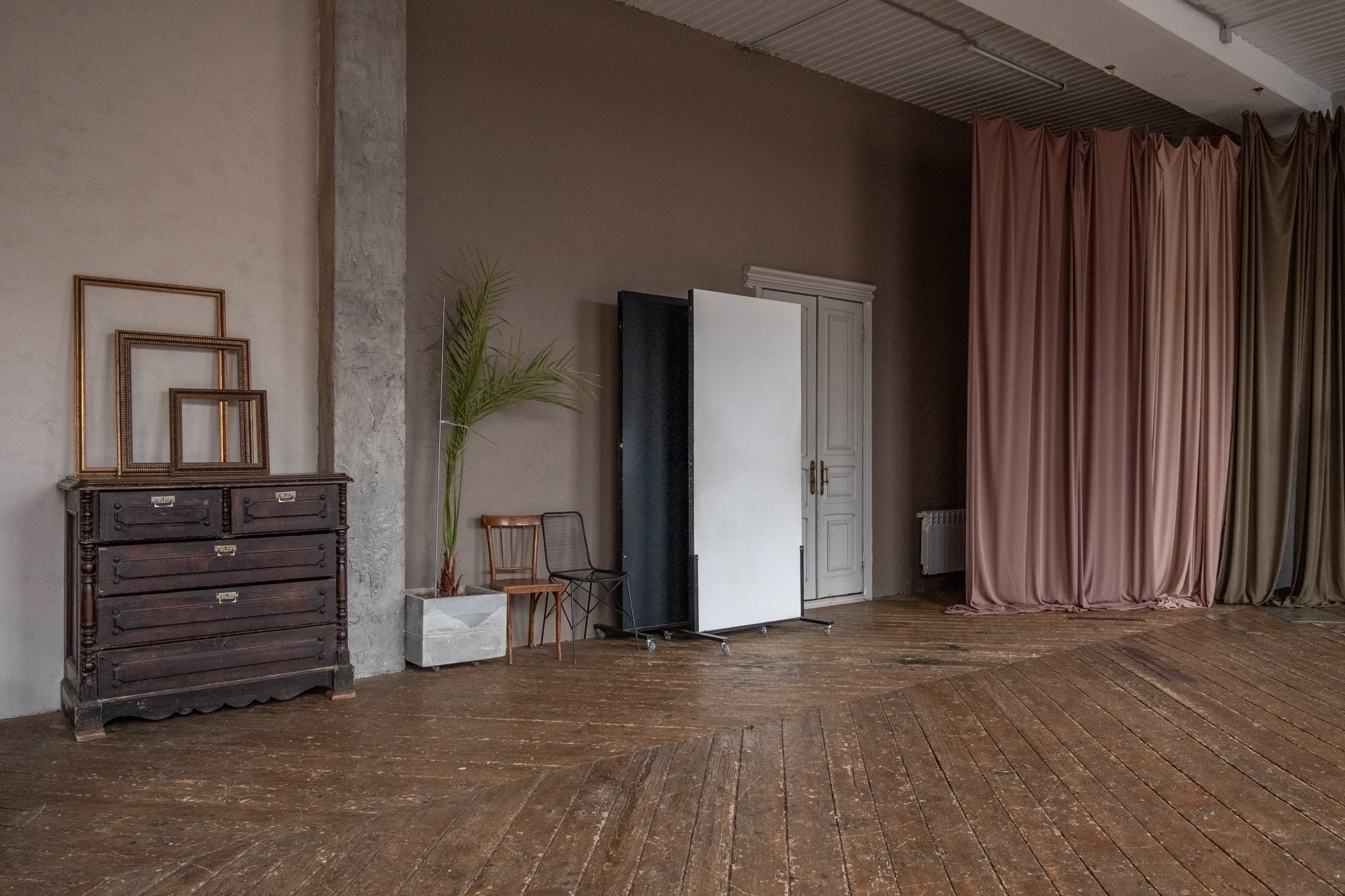 Фотостудия "Простор" зал «GEMMA». Свадебный фотограф в Ростове Александра Груздева