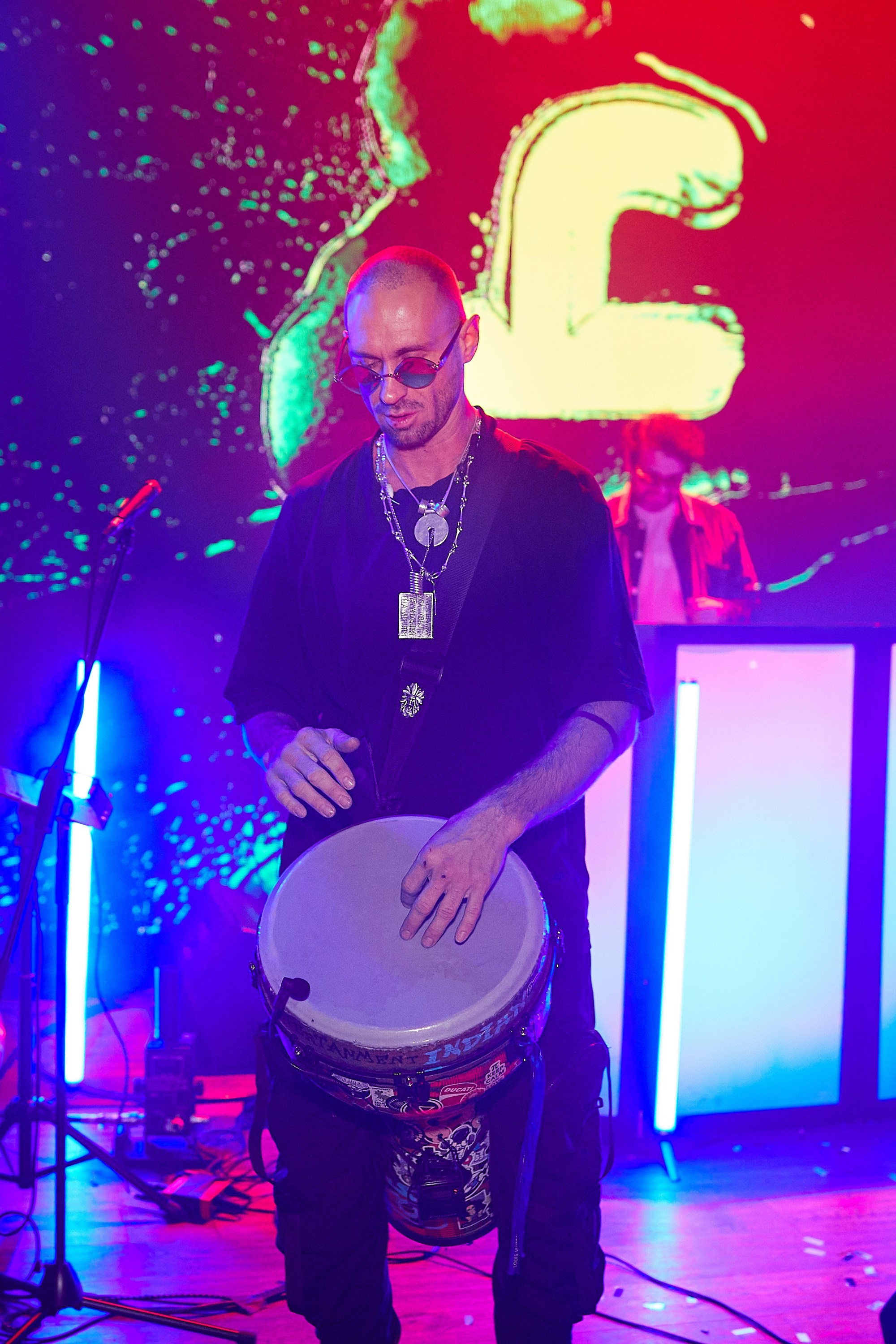 RADUGADESIGN. Александр Осин — корпоративный и семейный фотограф в Москве