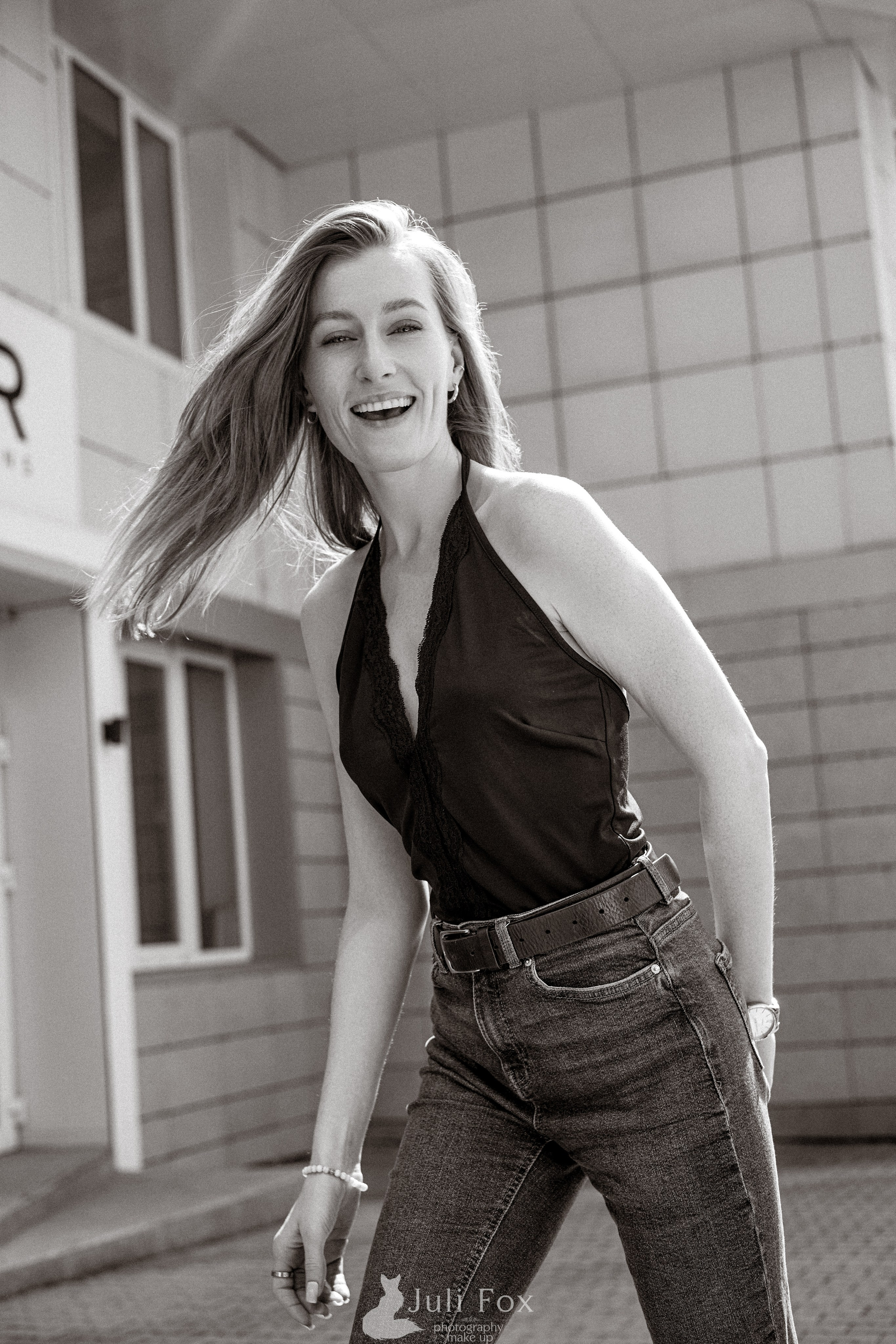 Фотопрогулка по Владивостоку. Портретный, свадебный, репортажный фотограф во Владивостоке Юлиана Джули Фокс