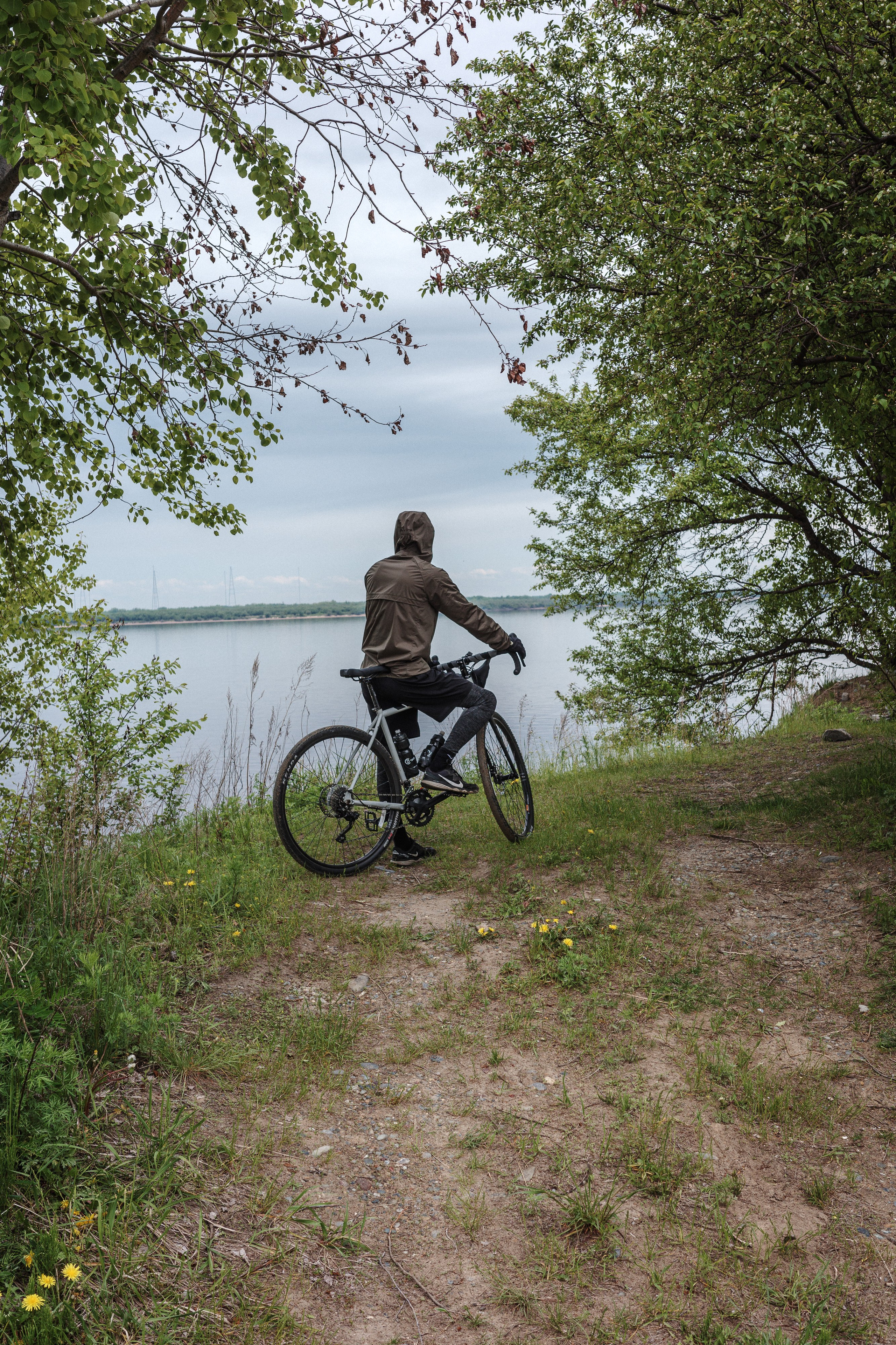 С Димой Уссурийский остров. Фото журналист