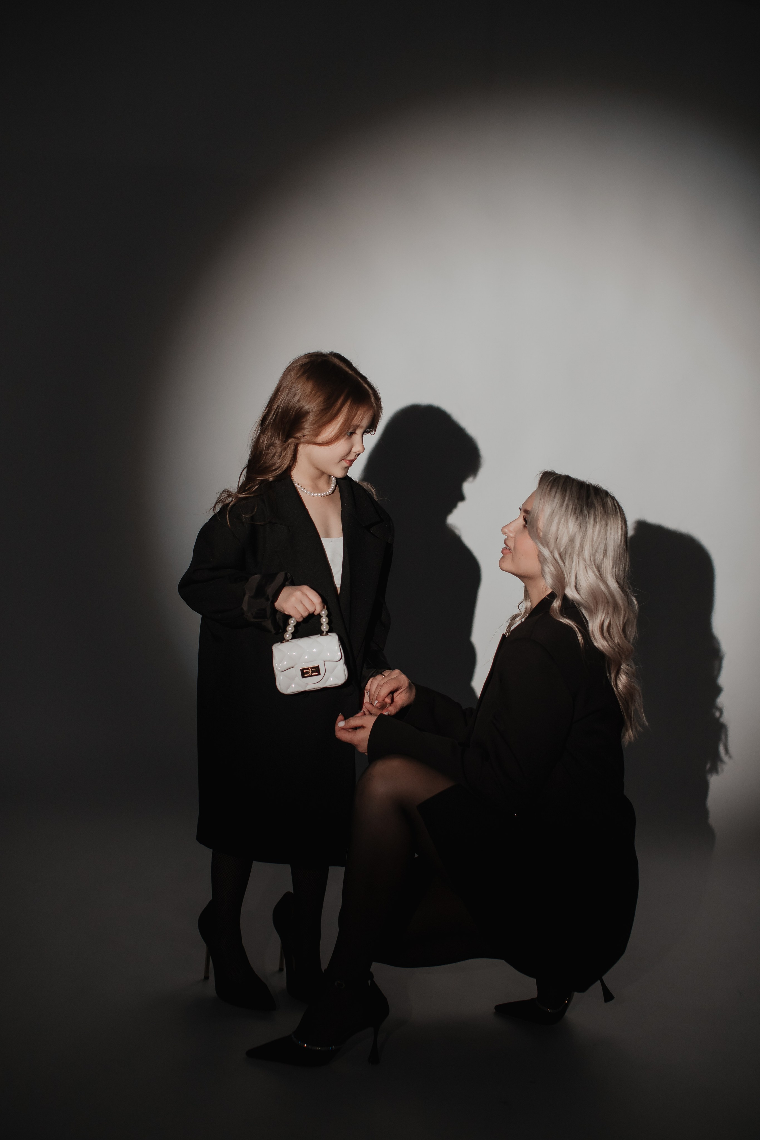 Александр, Ксения и Алина. Фотограф Arina Elatova