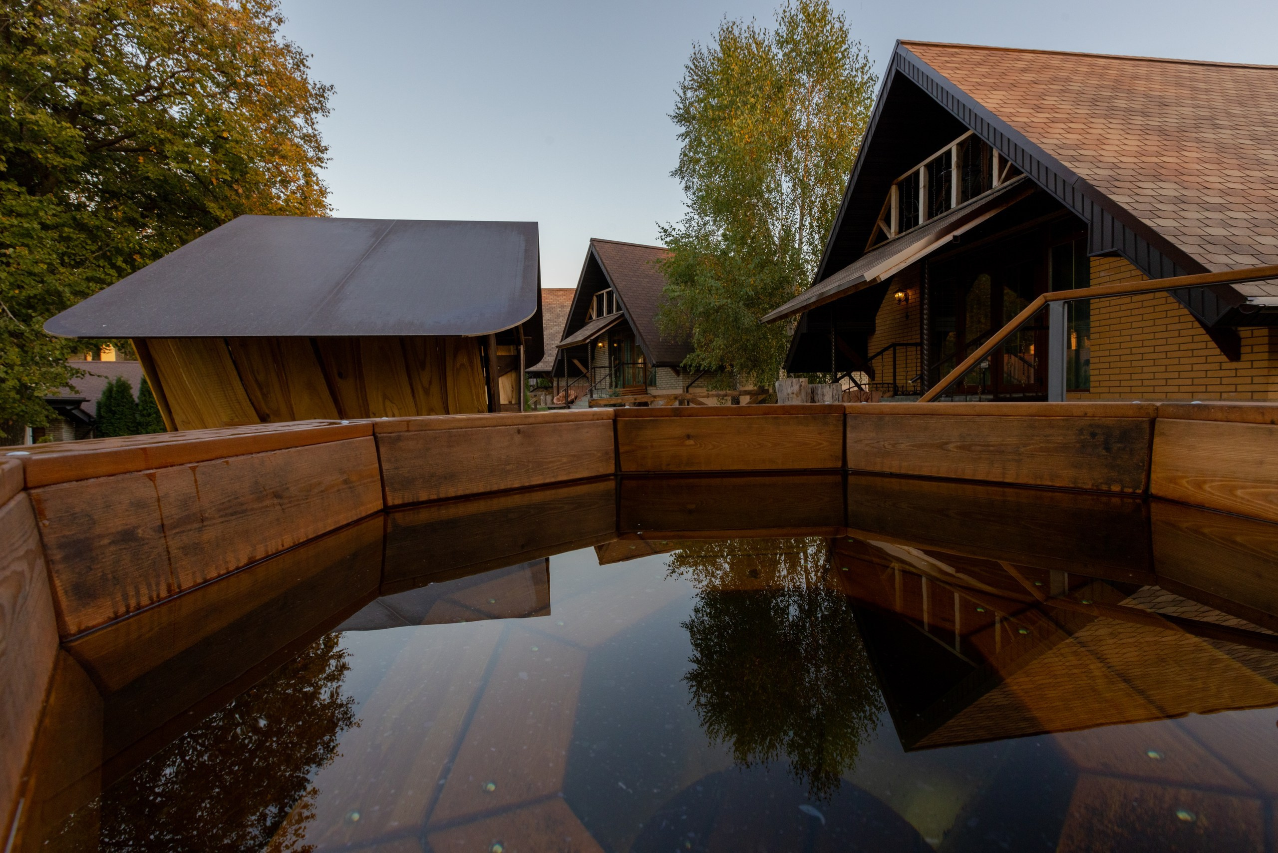 Большая Тросна вечером и новый бассейный комплекс. Фотограф в Туле Крупский АнДРей. Фотостудия «КАДР71» в Туле