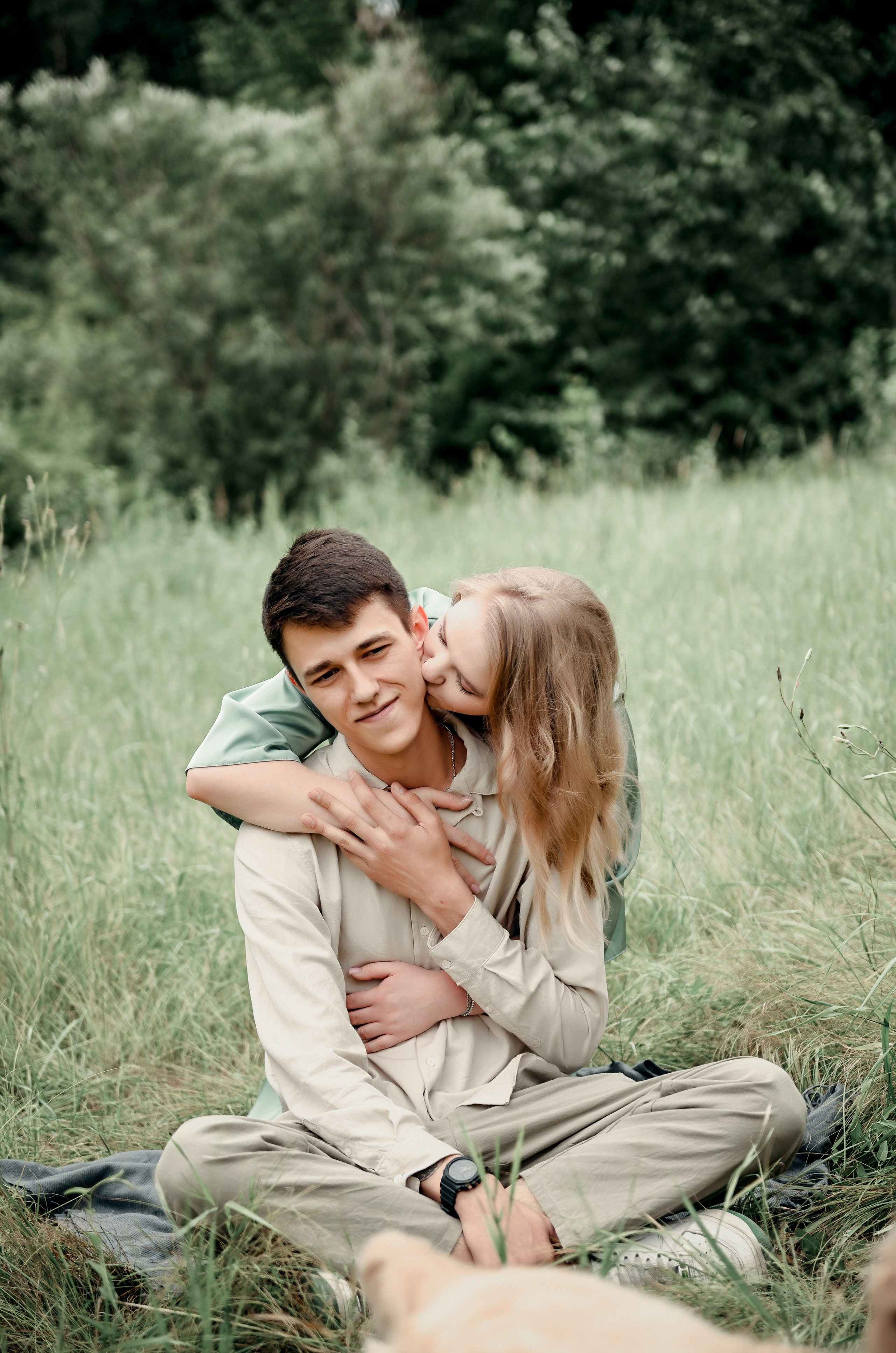 Love story прогулка вместе с песиком))). Свадебный, семейный, детский, контент фотограф в Омске Максим Ильин