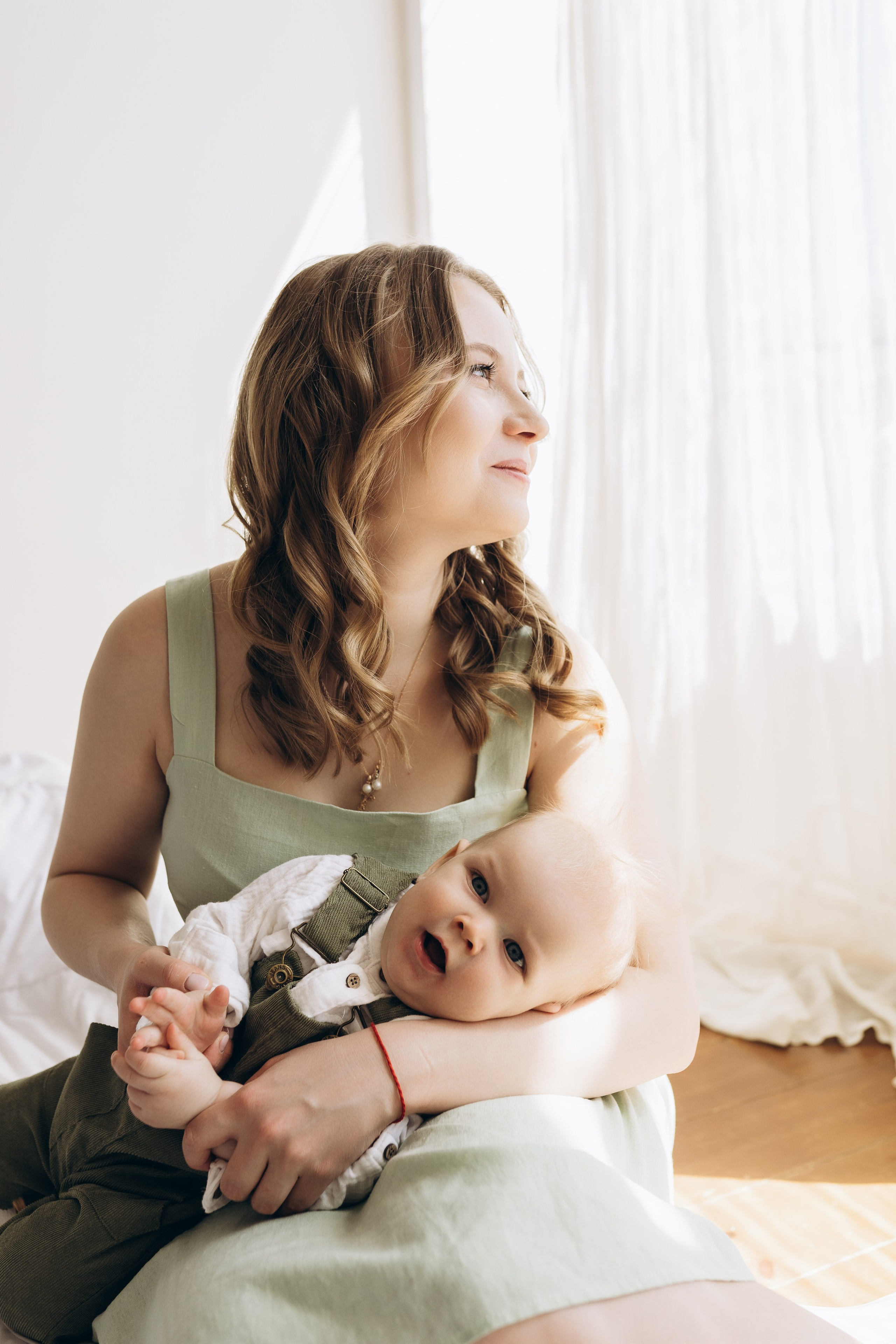 Семейная фотосессия в студии в Москве, семейный фотограф Анна Полушина. Свадебный фотограф в Москве Анна Полушина