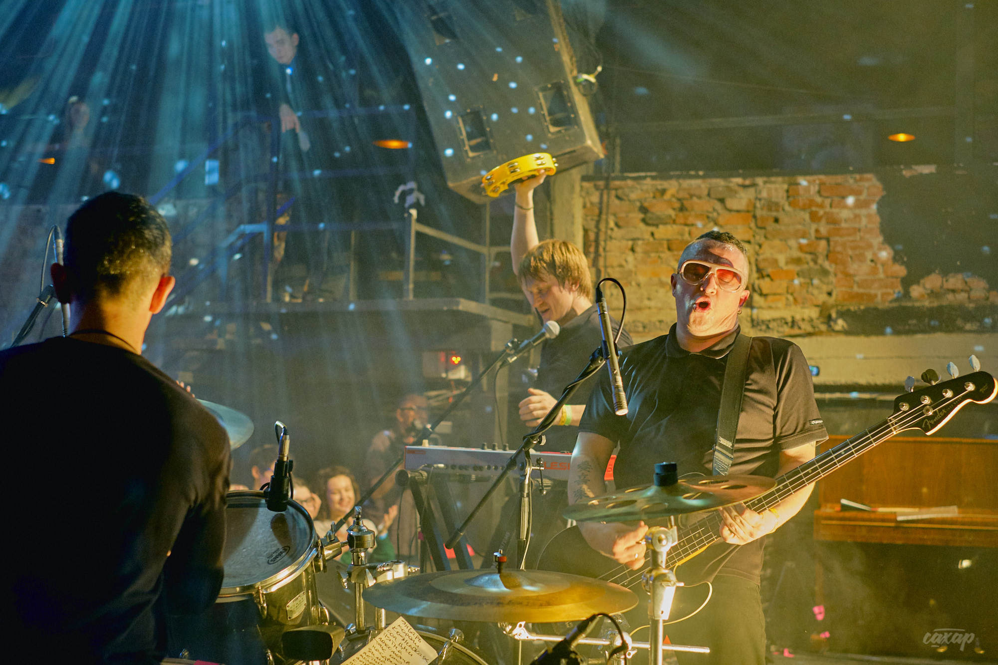 Курара, фото с концерта. Фотограф в Екатеринбурге Юра Сахар. Профессиональный фотограф в Екатеринбурге Юра Сахар