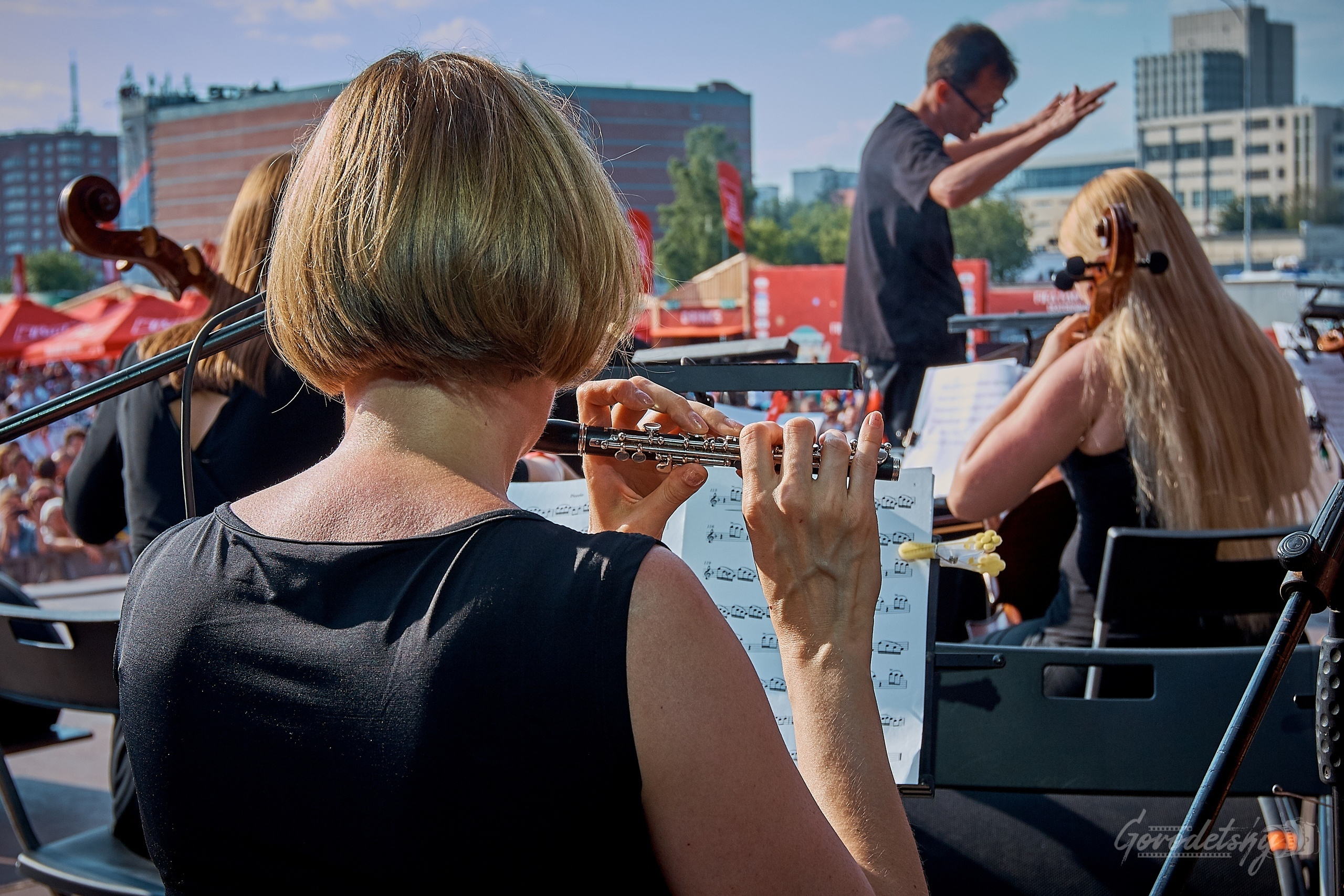 Курара и Другой Оркестр, фото с концерта. Фотограф в Екатеринбурге Юр. Профессиональный фотограф в Екатеринбурге Юра Сахар