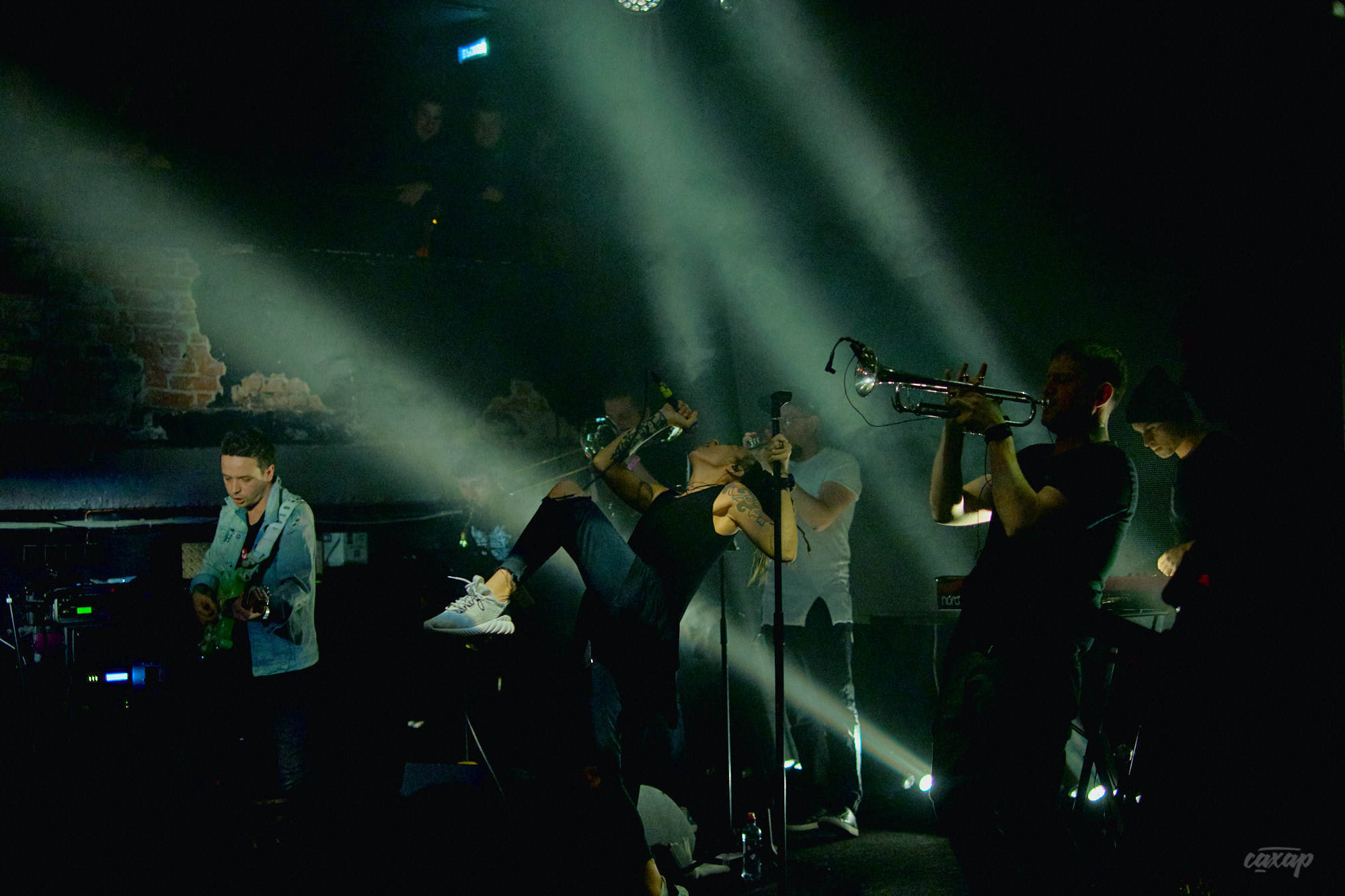 Alai Oli, фото с концерта. Фотограф в Екатеринбурге Юра Сахар. Профессиональный фотограф в Екатеринбурге Юра Сахар