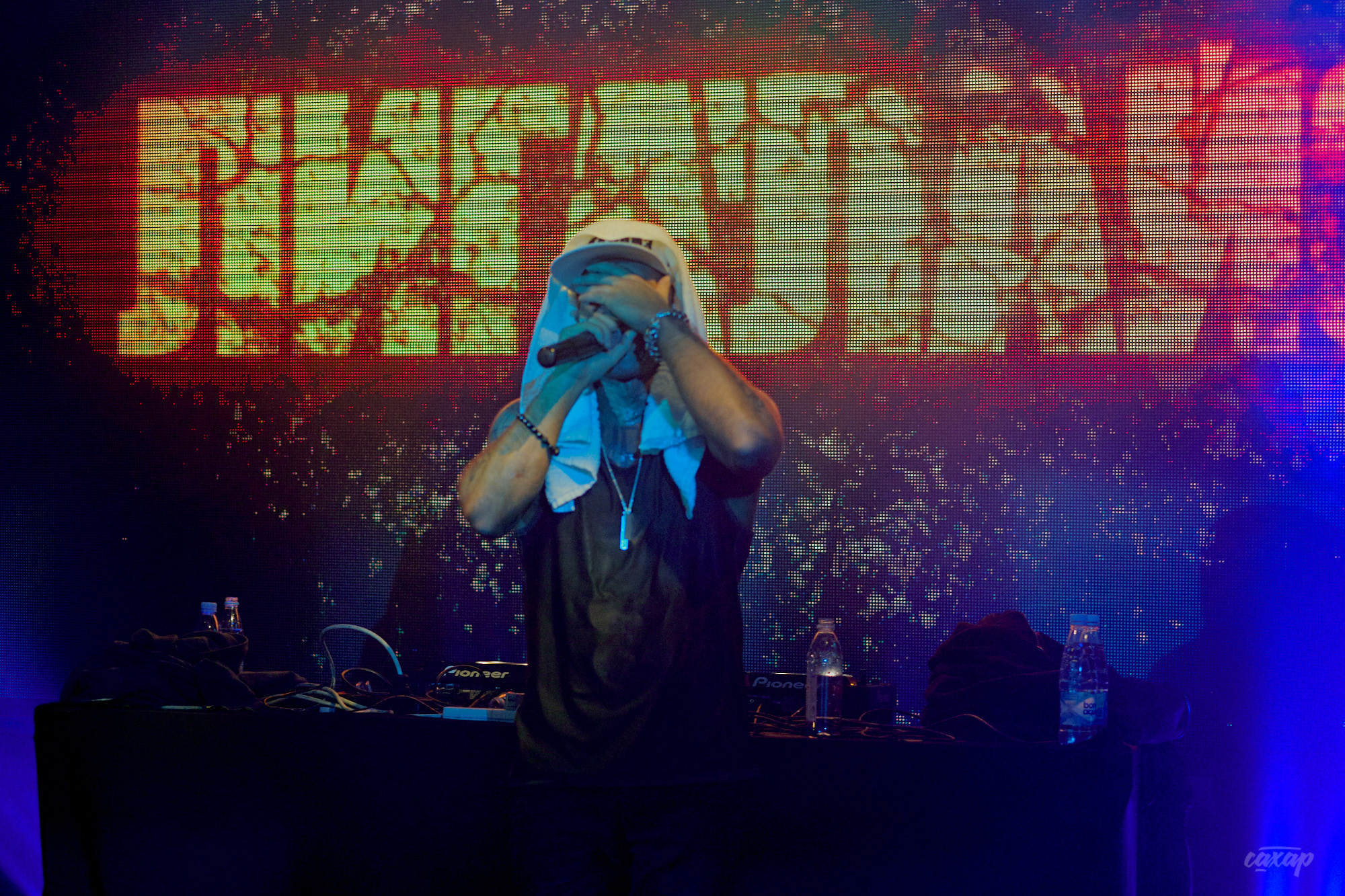 Лигалайз, фото с концерта. Фотограф в Екатеринбурге Юра Сахар. Профессиональный фотограф в Екатеринбурге Юра Сахар