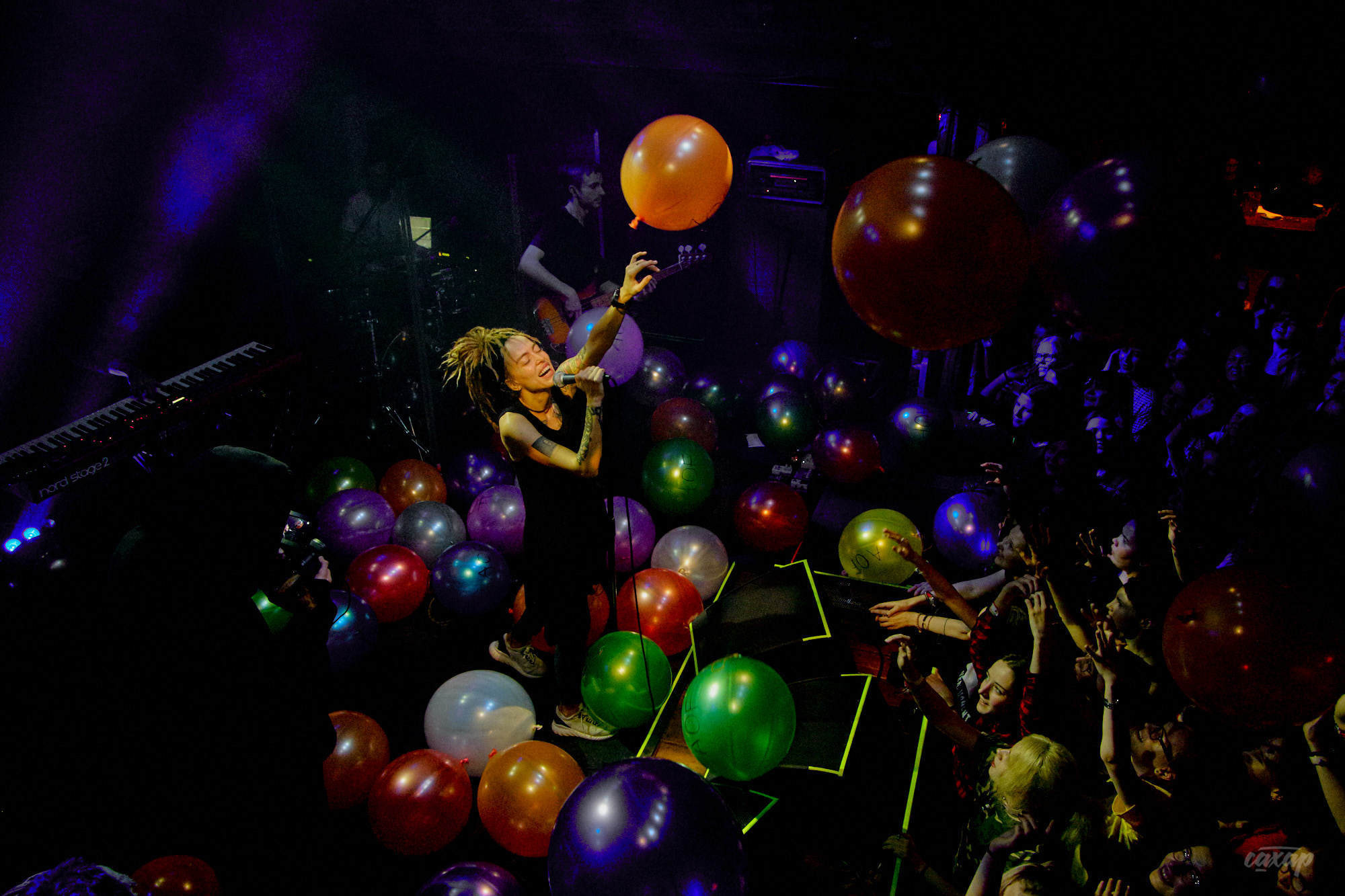 Alai Oli, фото с концерта. Фотограф в Екатеринбурге Юра Сахар. Профессиональный фотограф в Екатеринбурге Юра Сахар