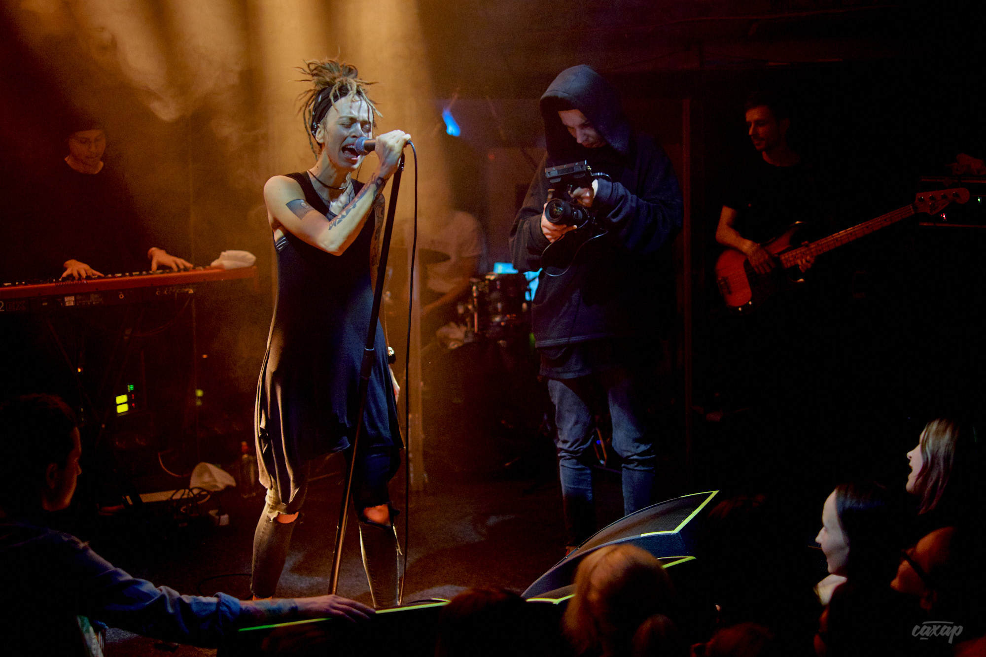 Alai Oli, фото с концерта. Фотограф в Екатеринбурге Юра Сахар. Профессиональный фотограф в Екатеринбурге Юра Сахар