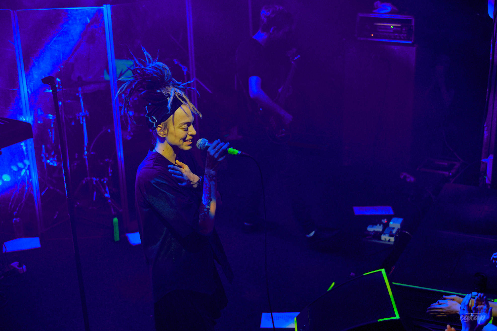 Alai Oli, фото с концерта. Фотограф в Екатеринбурге Юра Сахар. Профессиональный фотограф в Екатеринбурге Юра Сахар