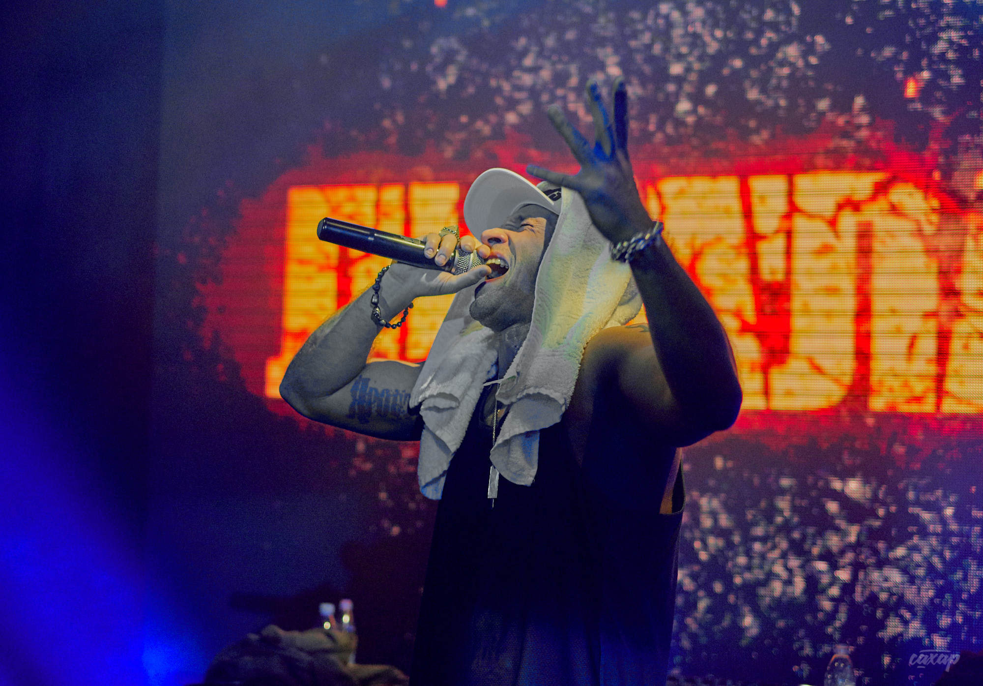 Лигалайз, фото с концерта. Фотограф в Екатеринбурге Юра Сахар. Профессиональный фотограф в Екатеринбурге Юра Сахар