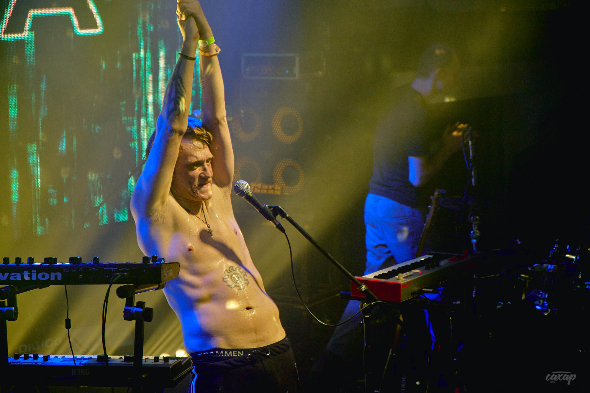 Курара, фото с концерта. Фотограф в Екатеринбурге Юра Сахар. Профессиональный фотограф в Екатеринбурге Юра Сахар