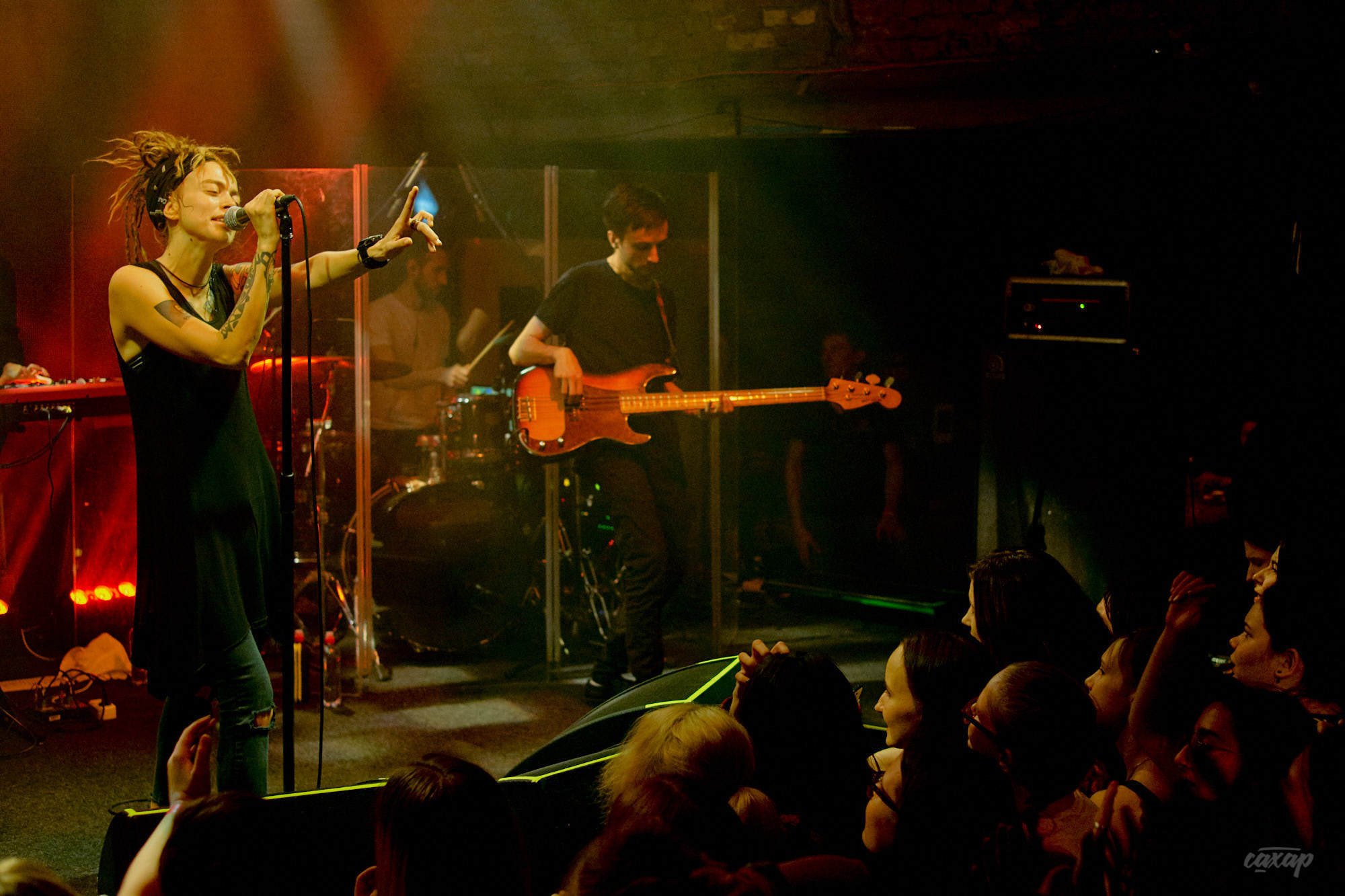 Alai Oli, фото с концерта. Фотограф в Екатеринбурге Юра Сахар. Профессиональный фотограф в Екатеринбурге Юра Сахар