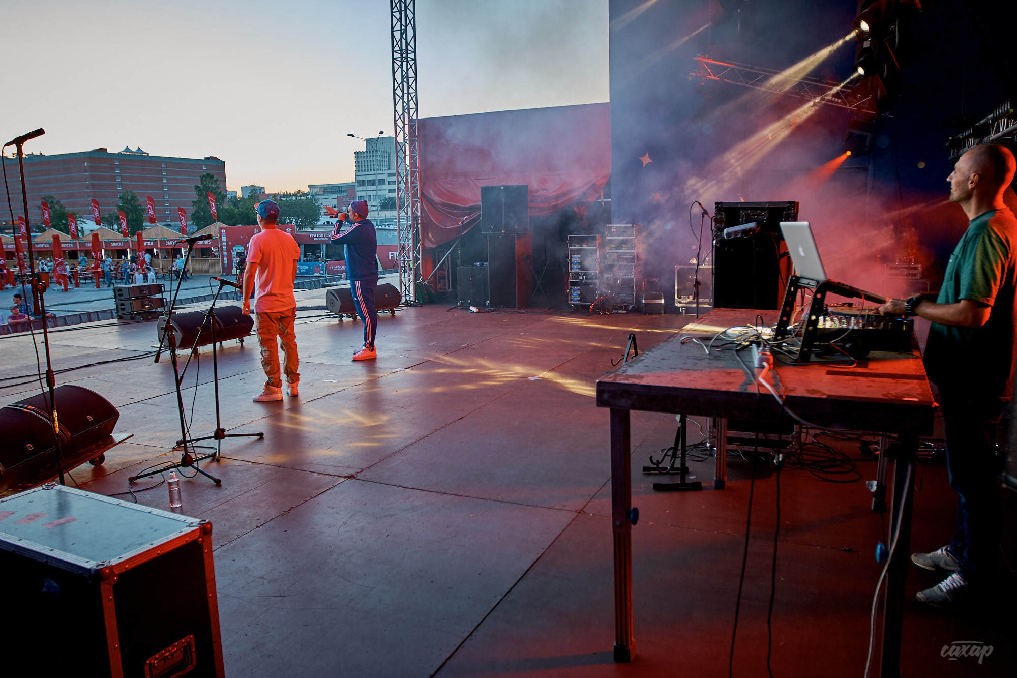 EK-Playaz, фото с концерта. Фотограф в Екатеринбурге Юра Сахар. Профессиональный фотограф в Екатеринбурге Юра Сахар