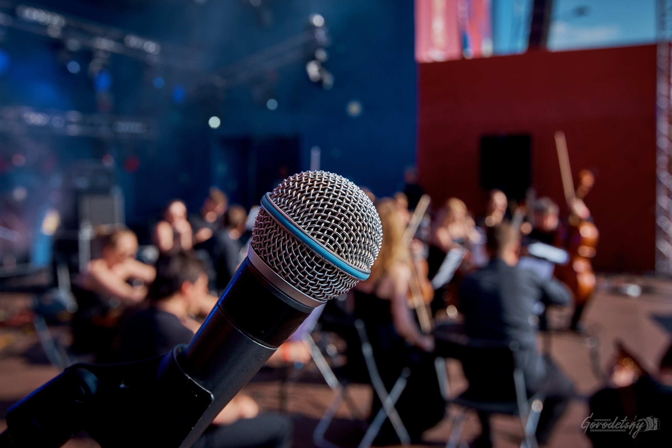 Курара и Другой Оркестр, фото с концерта. Фотограф в Екатеринбурге Юр. Профессиональный фотограф в Екатеринбурге Юра Сахар