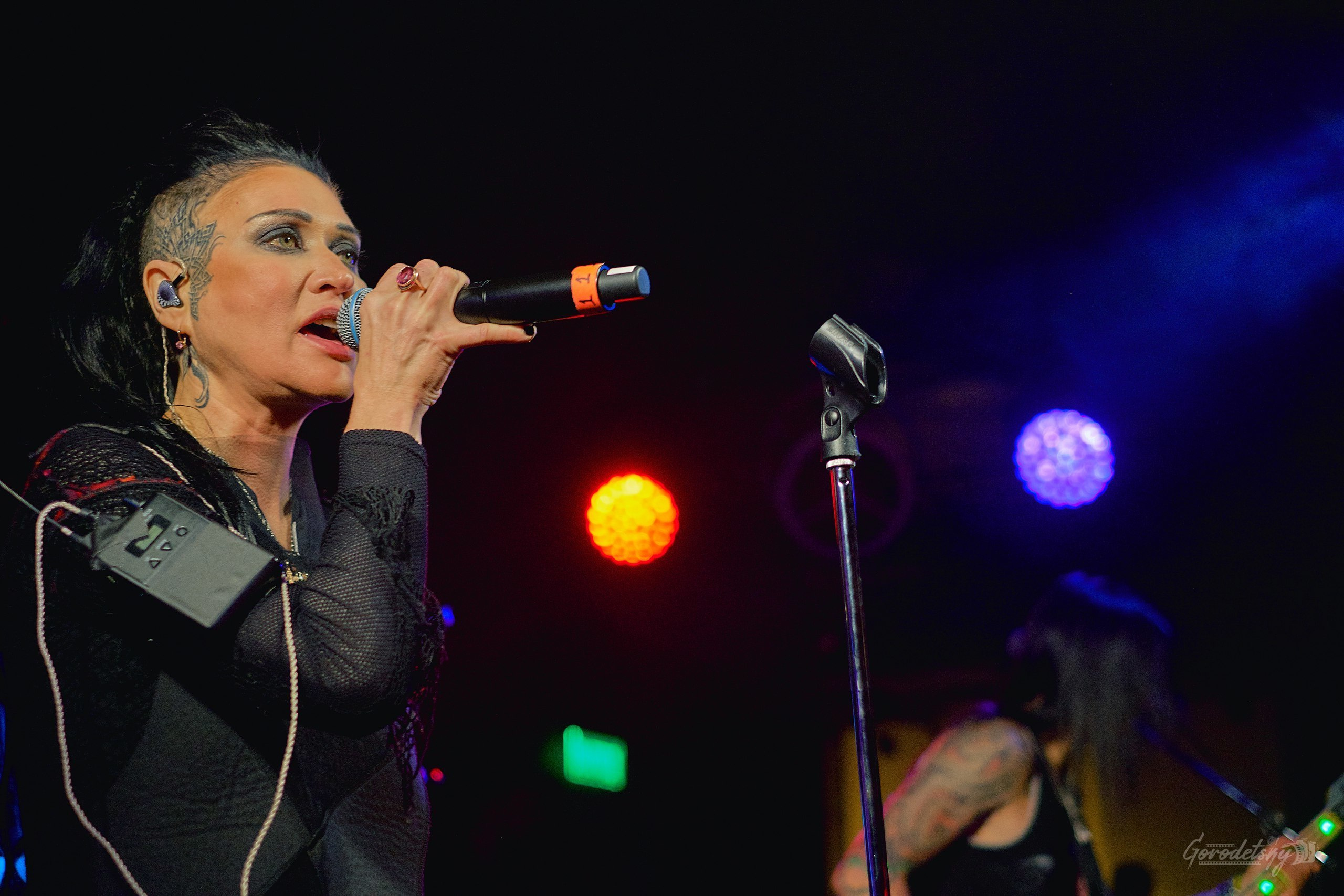 Линда, фото с концерта. Фотограф в Екатеринбурге Юра Сахар. Профессиональный фотограф в Екатеринбурге Юра Сахар