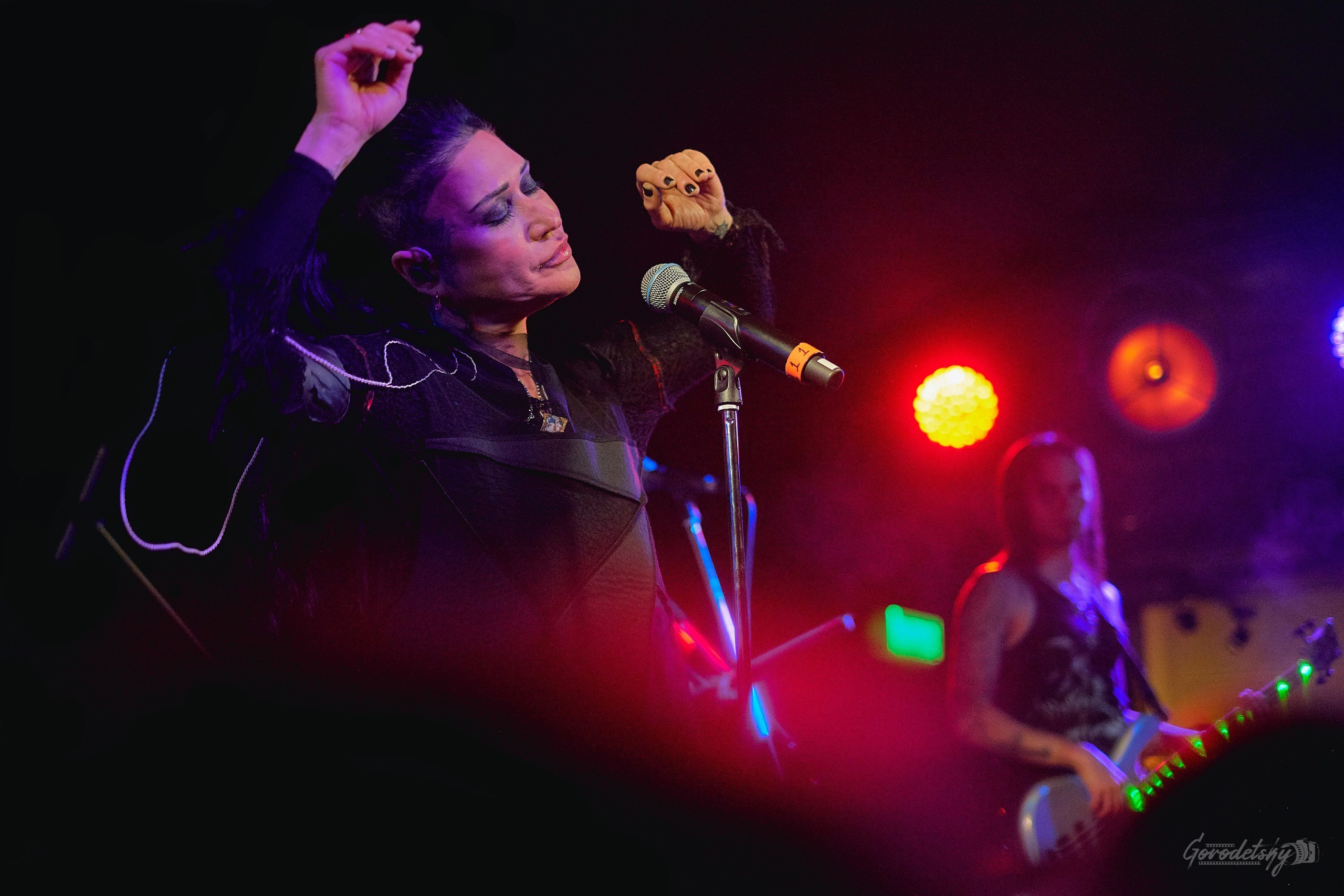 Линда, фото с концерта. Фотограф в Екатеринбурге Юра Сахар. Профессиональный фотограф в Екатеринбурге Юра Сахар