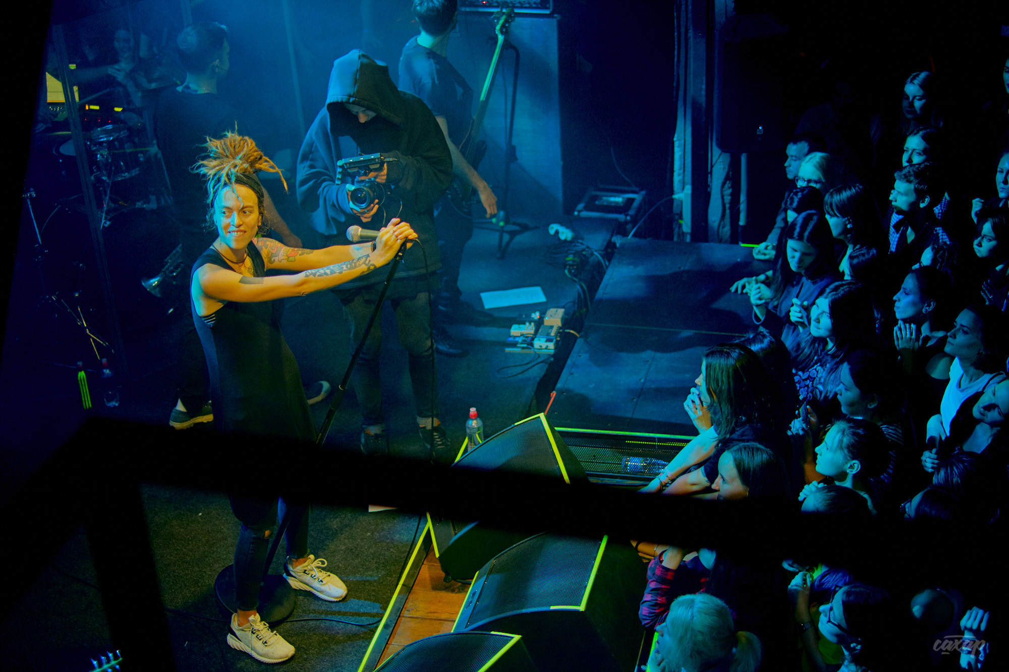 Alai Oli, фото с концерта. Фотограф в Екатеринбурге Юра Сахар. Профессиональный фотограф в Екатеринбурге Юра Сахар