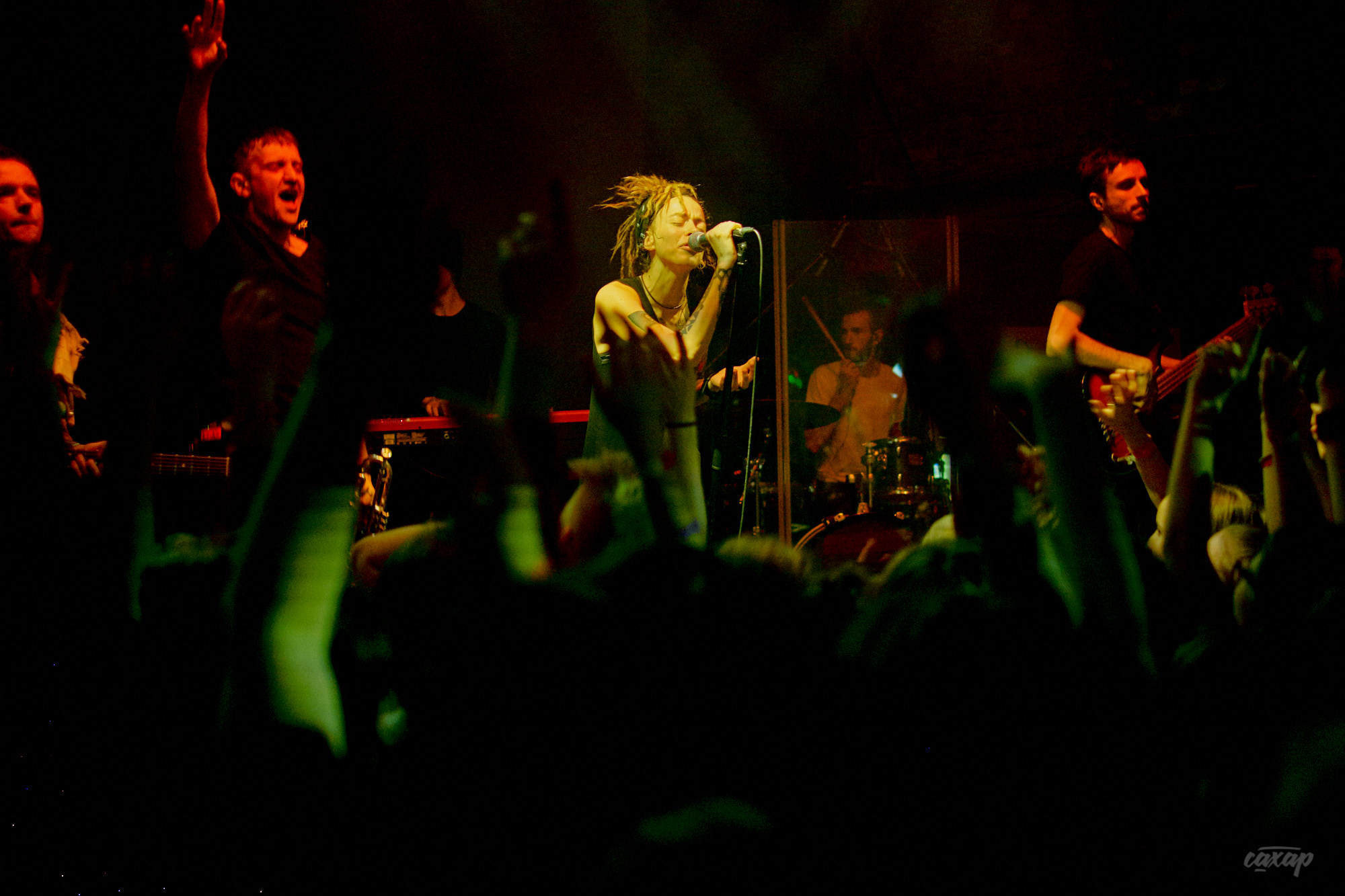 Alai Oli, фото с концерта. Фотограф в Екатеринбурге Юра Сахар. Профессиональный фотограф в Екатеринбурге Юра Сахар