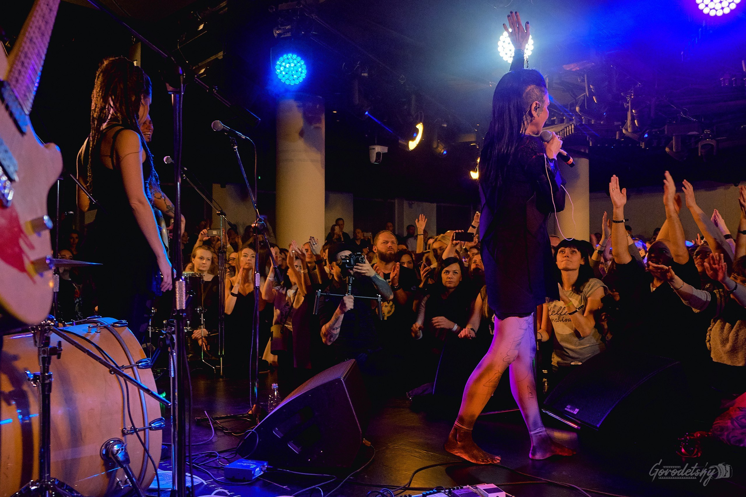 Линда, фото с концерта. Фотограф в Екатеринбурге Юра Сахар. Профессиональный фотограф в Екатеринбурге Юра Сахар