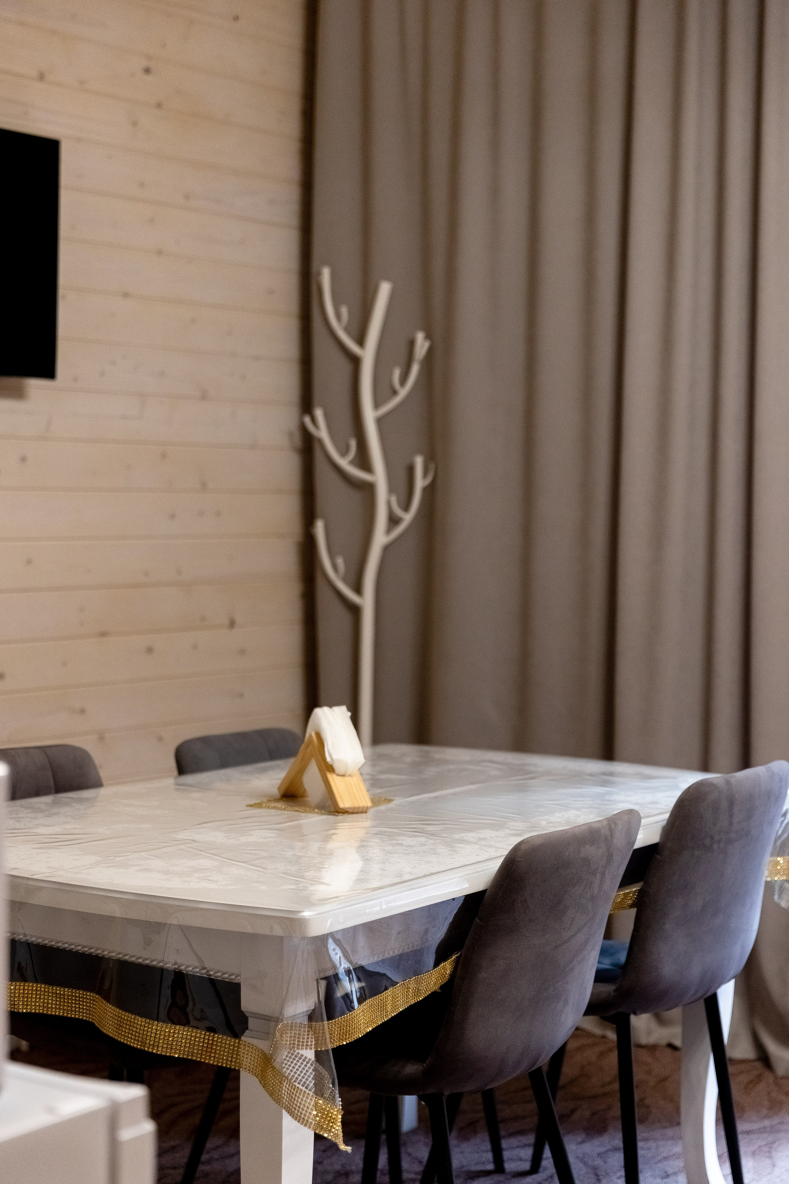 Wood 5642. Главная