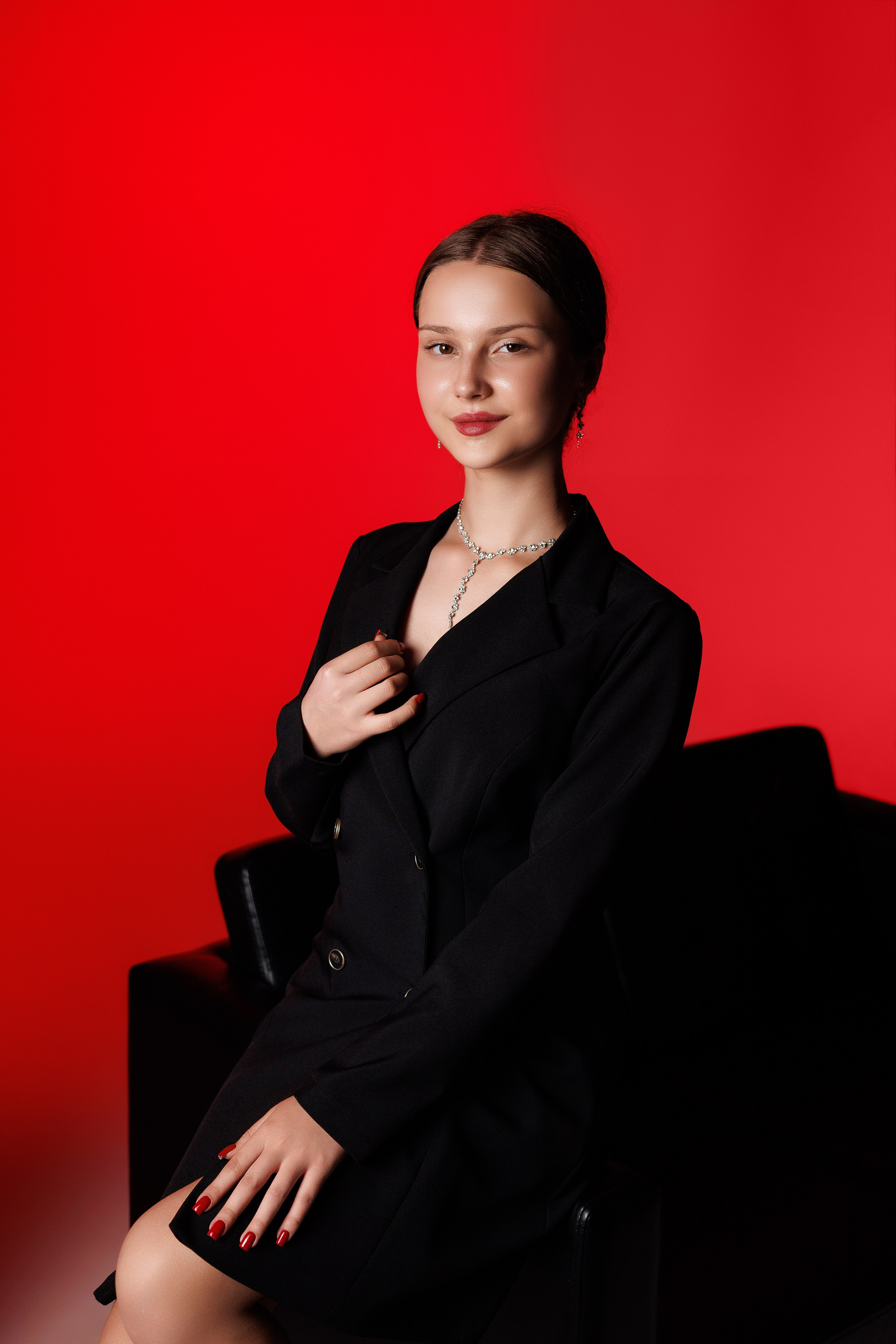 Цветной свет и фигуры. Фотограф Минск