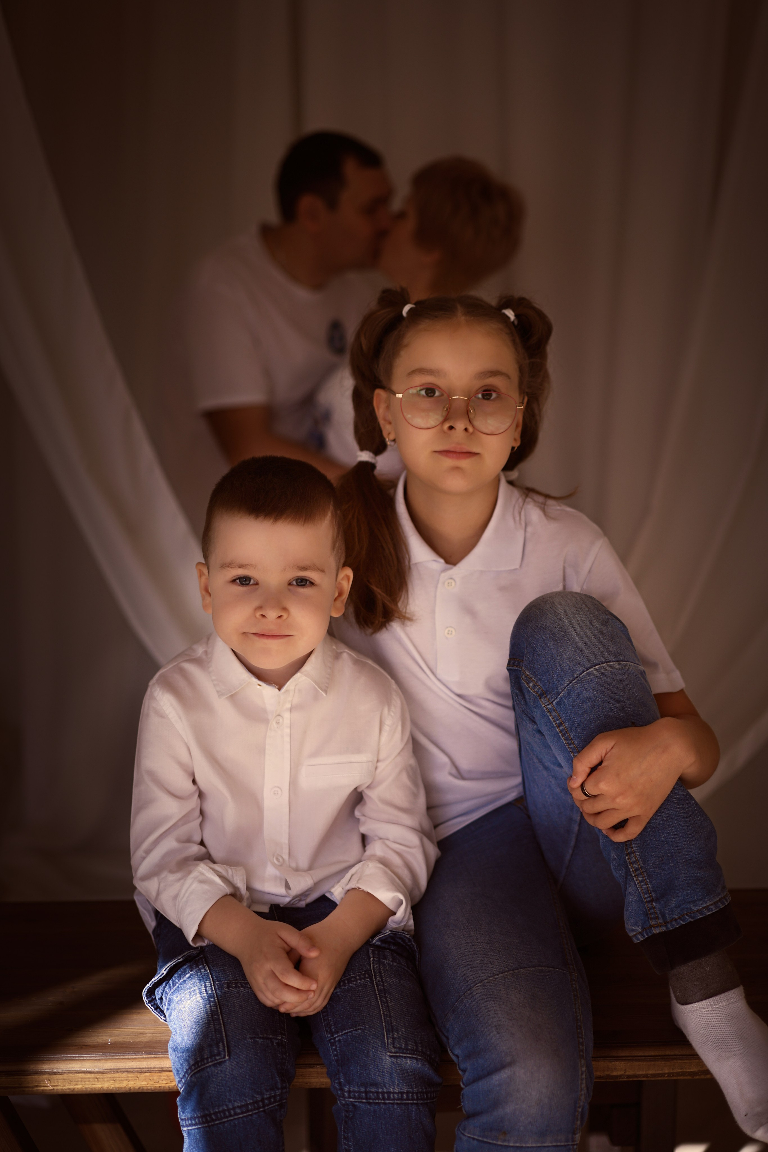 Альбом "Семейная фотосессия в студии". ФОТОГРАФ Лидия Баженова
