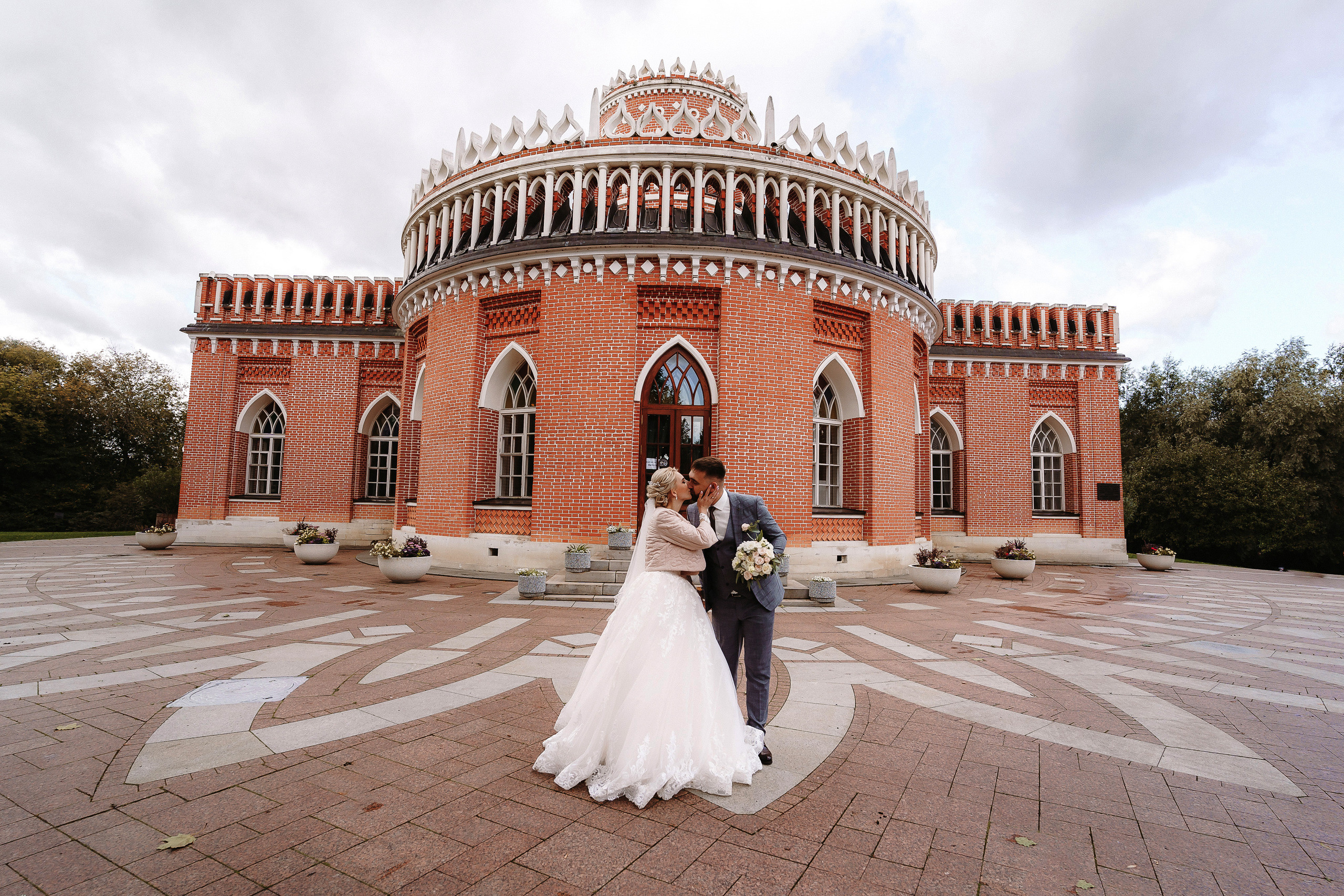 Свадебная фотосессия в Царицино для Юлии и Надира